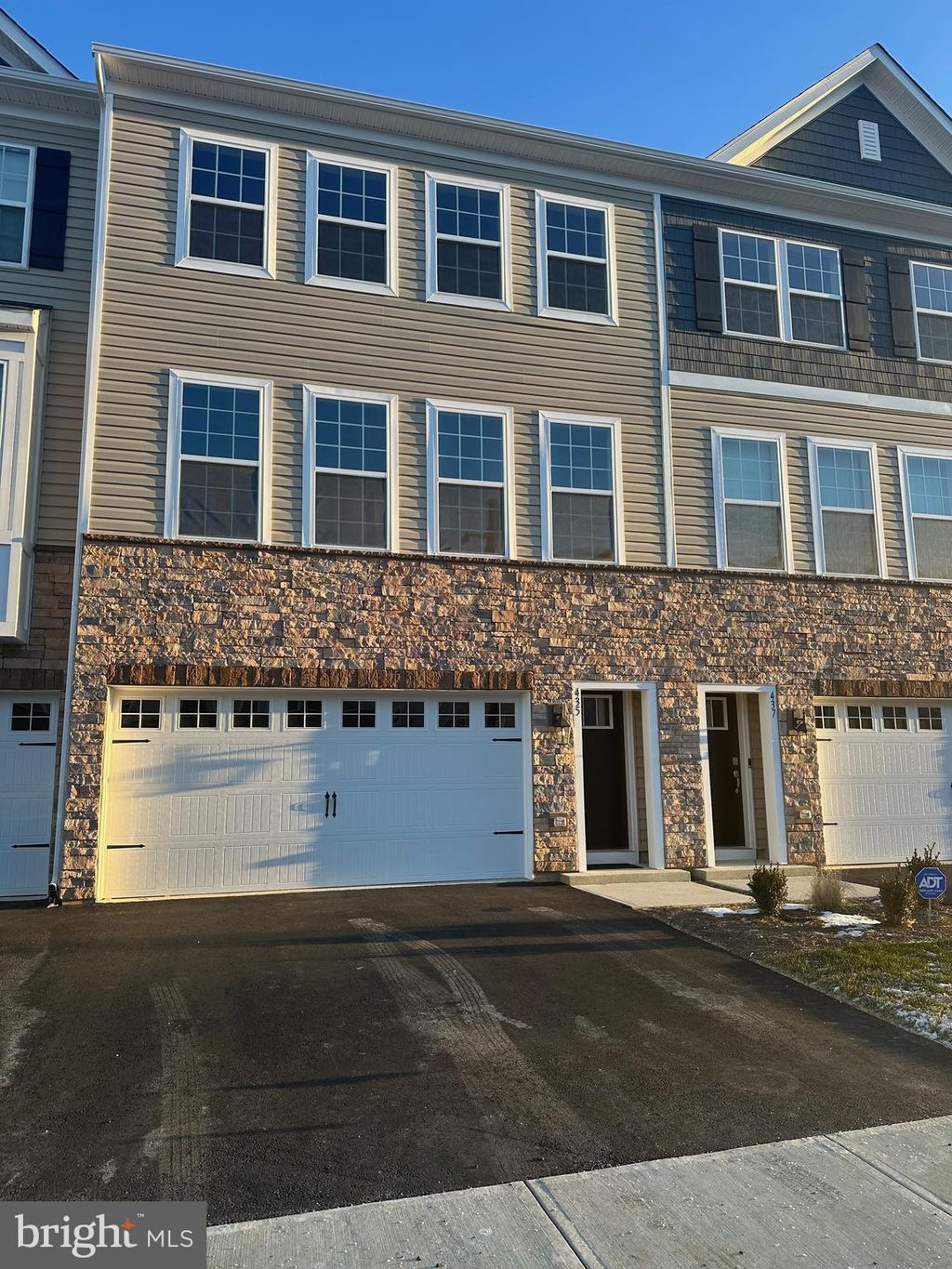 Photo of 451 Monte Farm Road, MOUNT LAUREL, NJ 08054 (MLS # NJBL2096404)