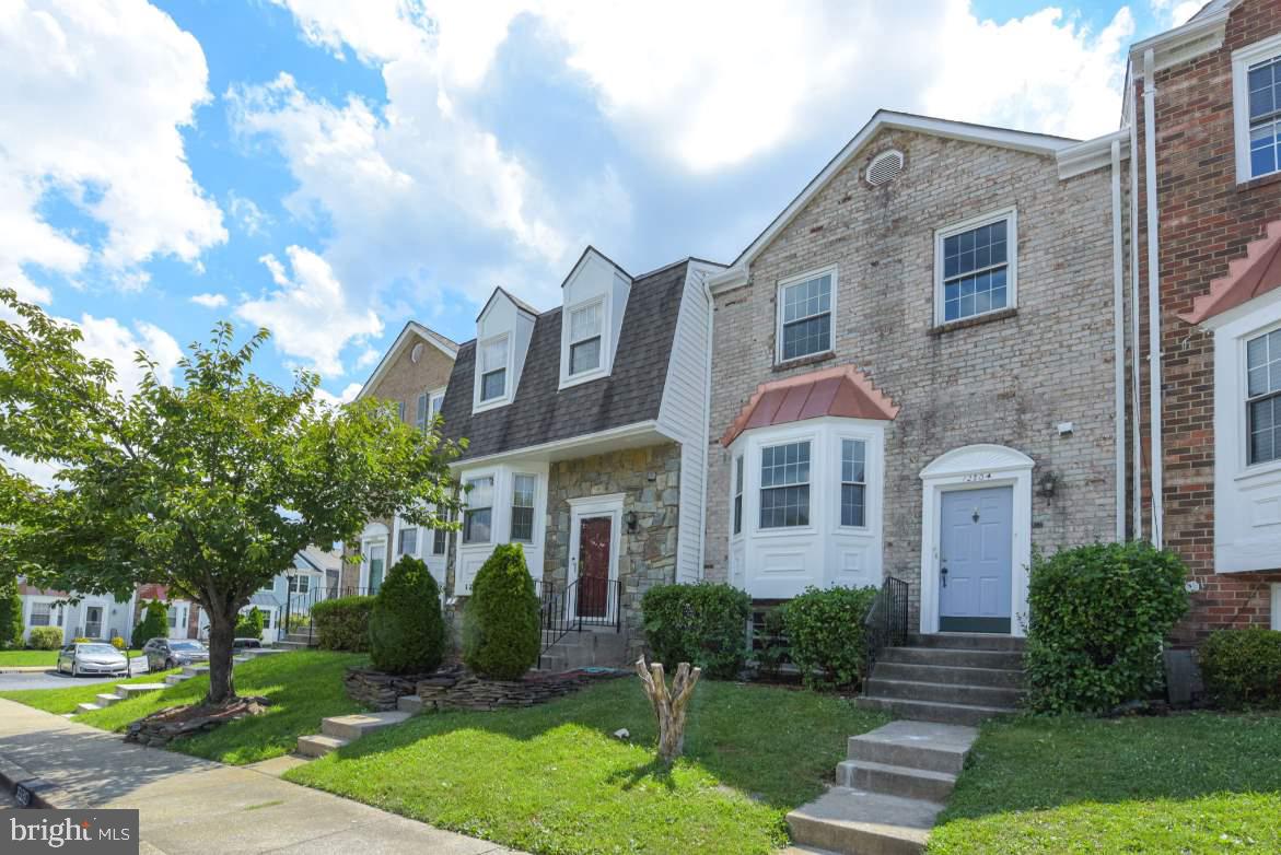 CALVERTON - Residential Lease