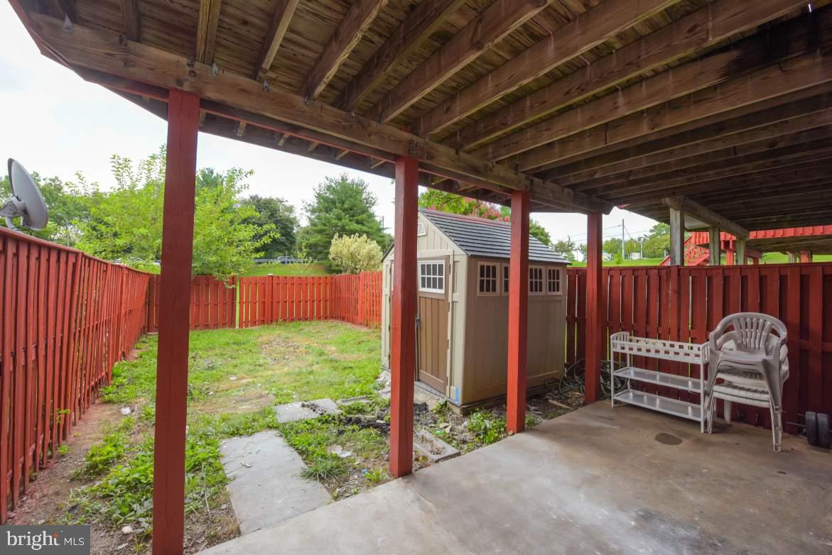 CALVERTON - Residential Lease