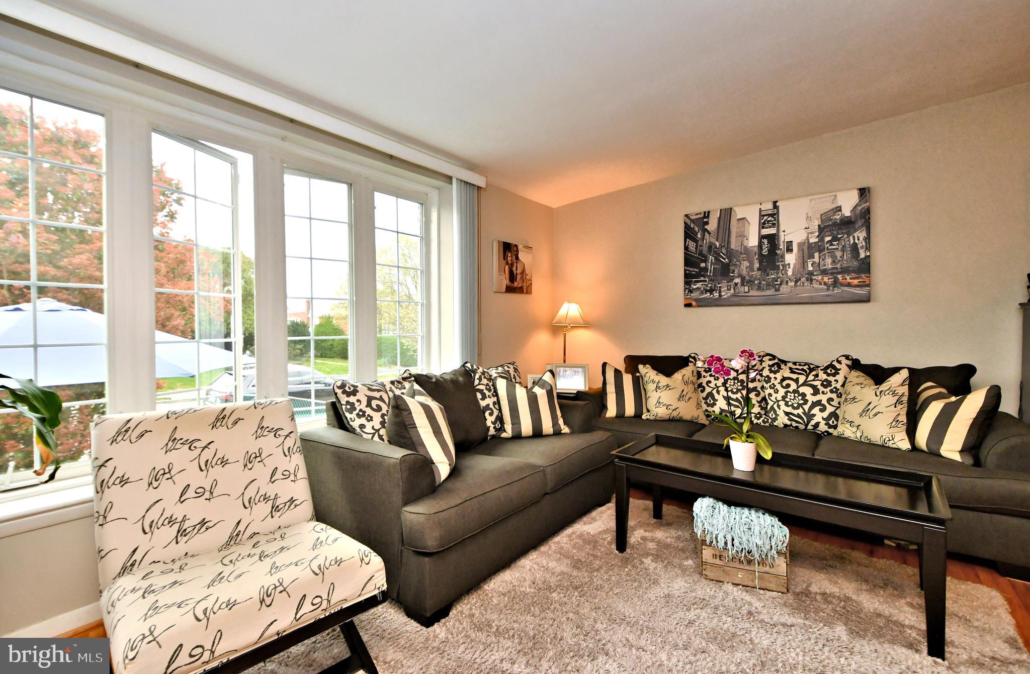 FOX CHASE - Residential