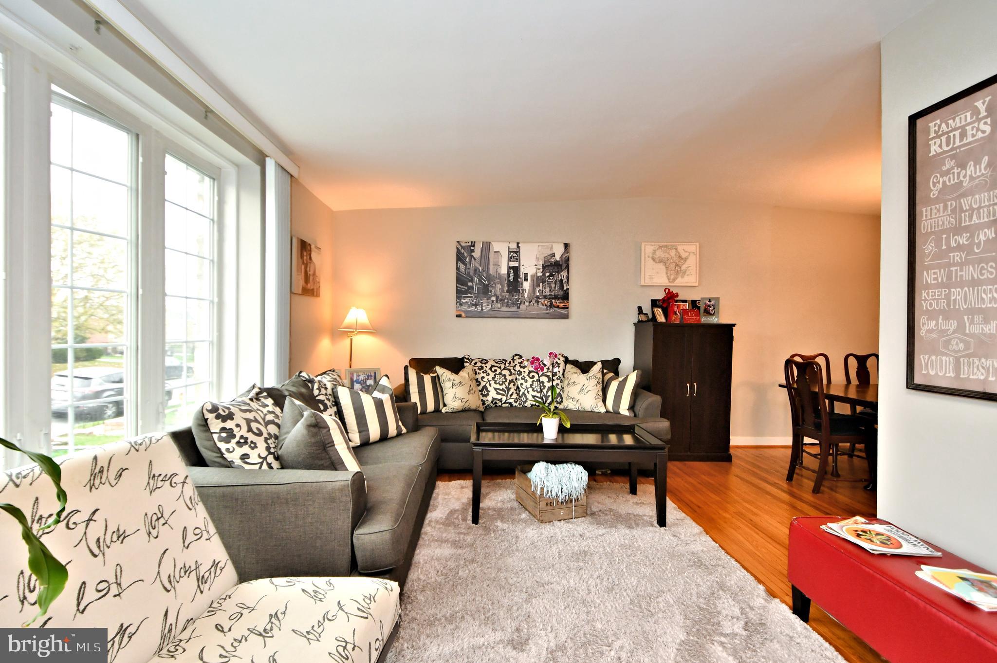 FOX CHASE - Residential