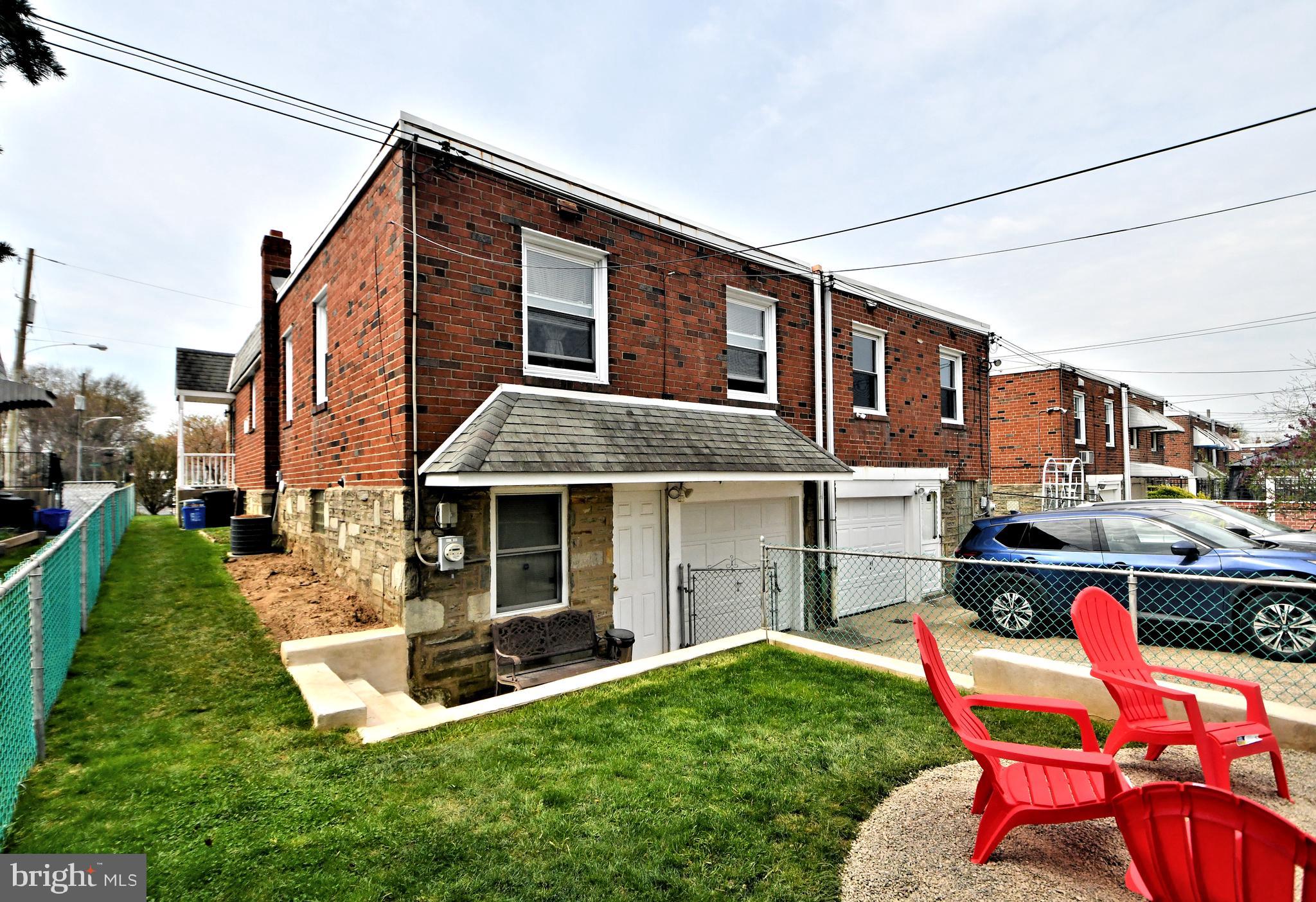 FOX CHASE - Residential