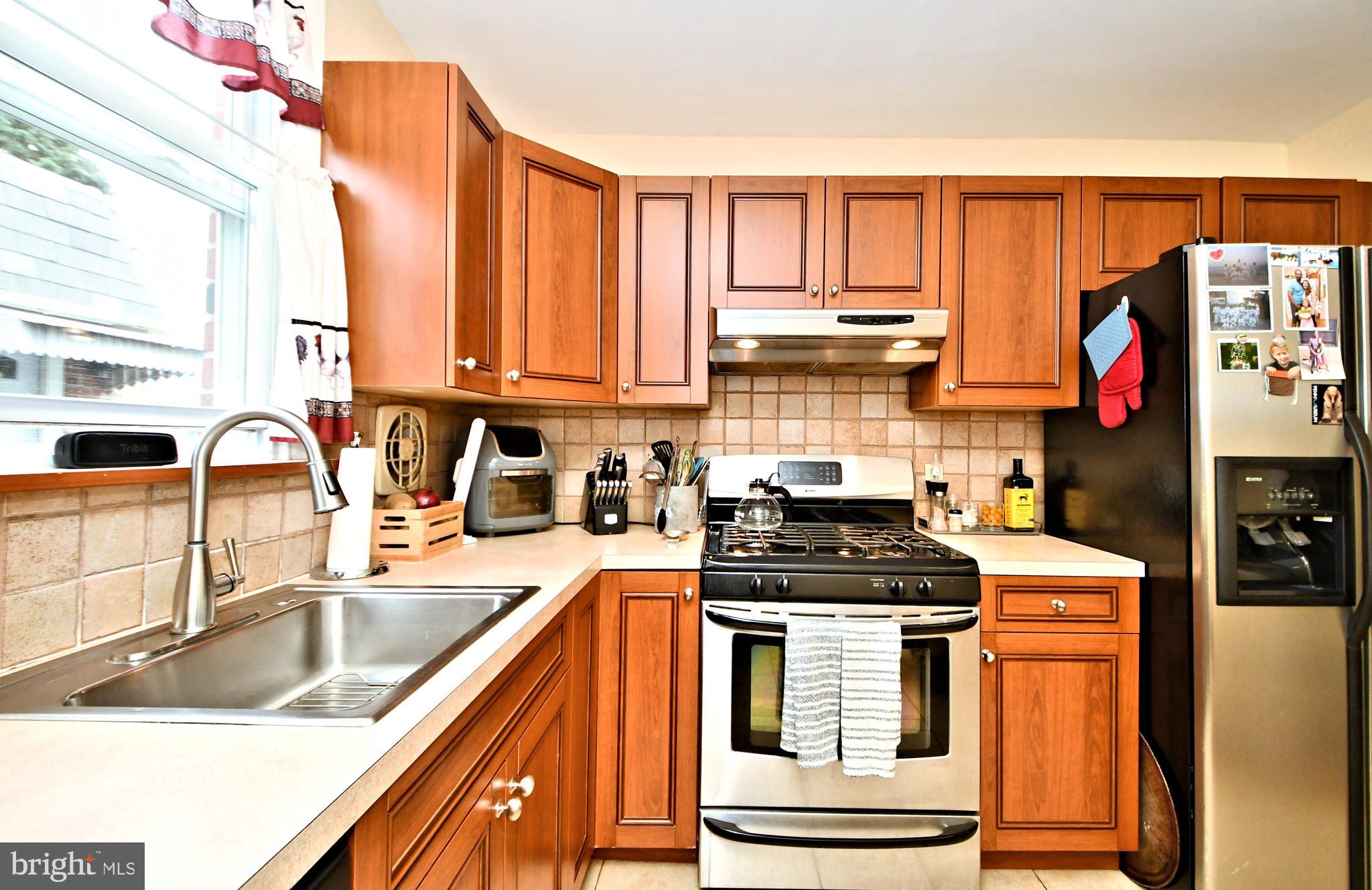 FOX CHASE - Residential