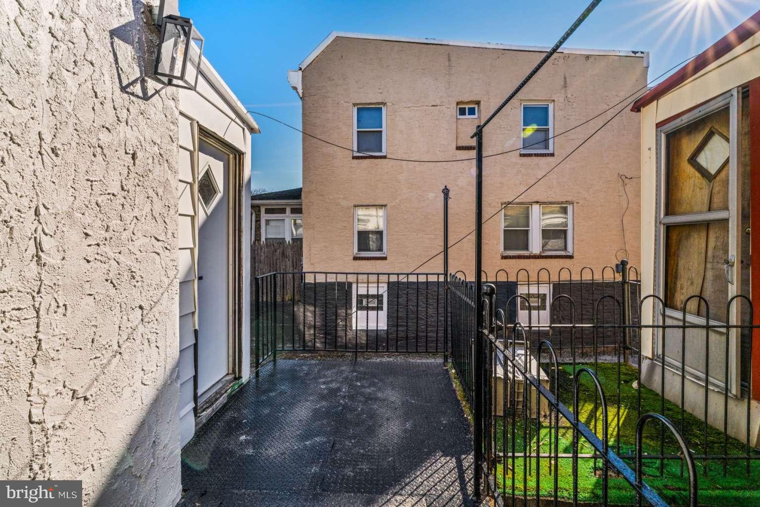 GERMANTOWN - Residential