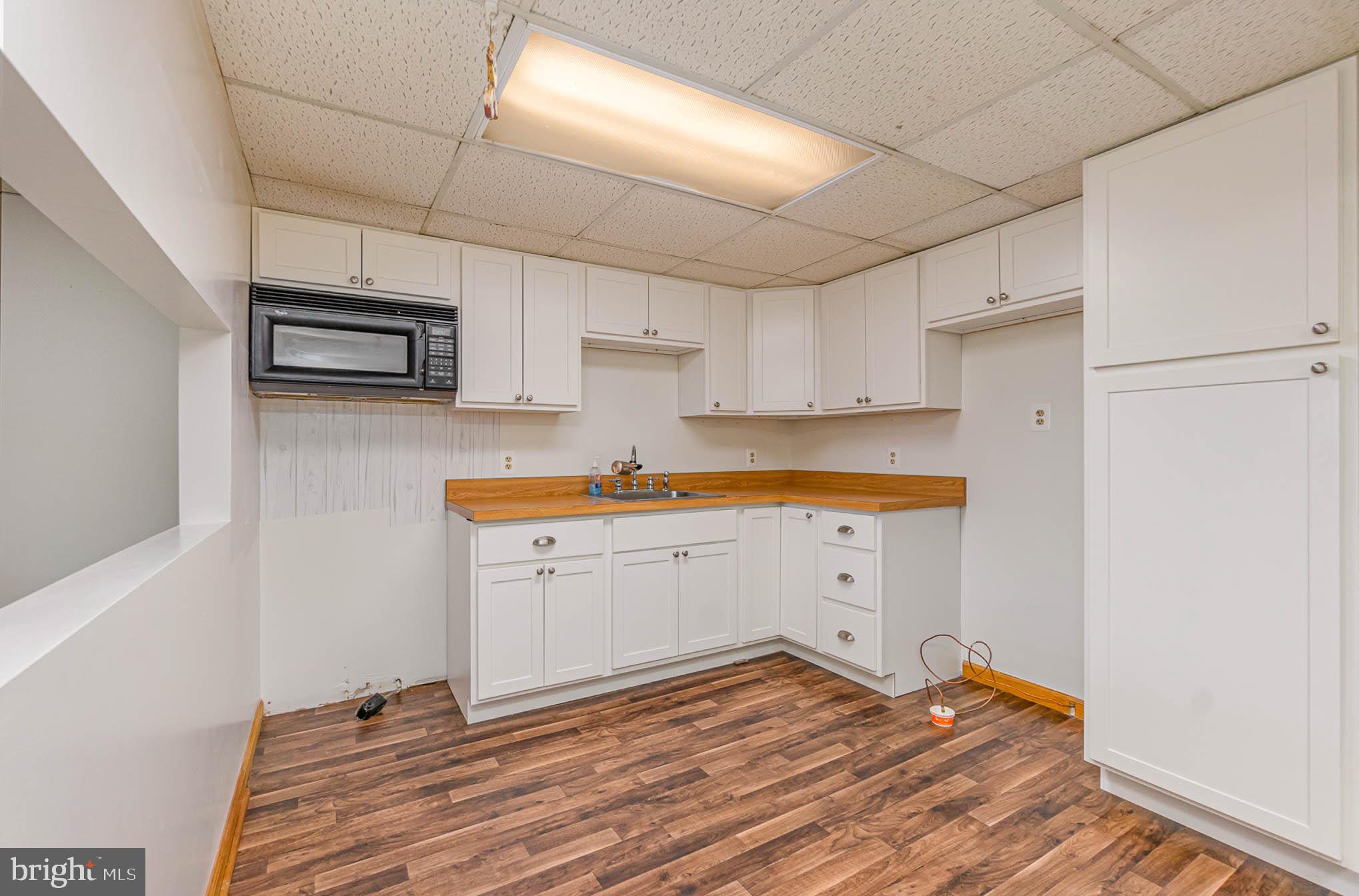 REGULARS - Residential