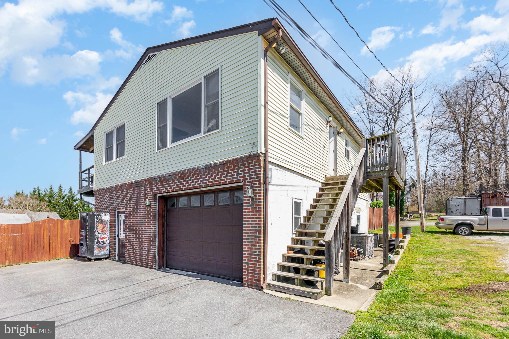 REGULARS - Residential