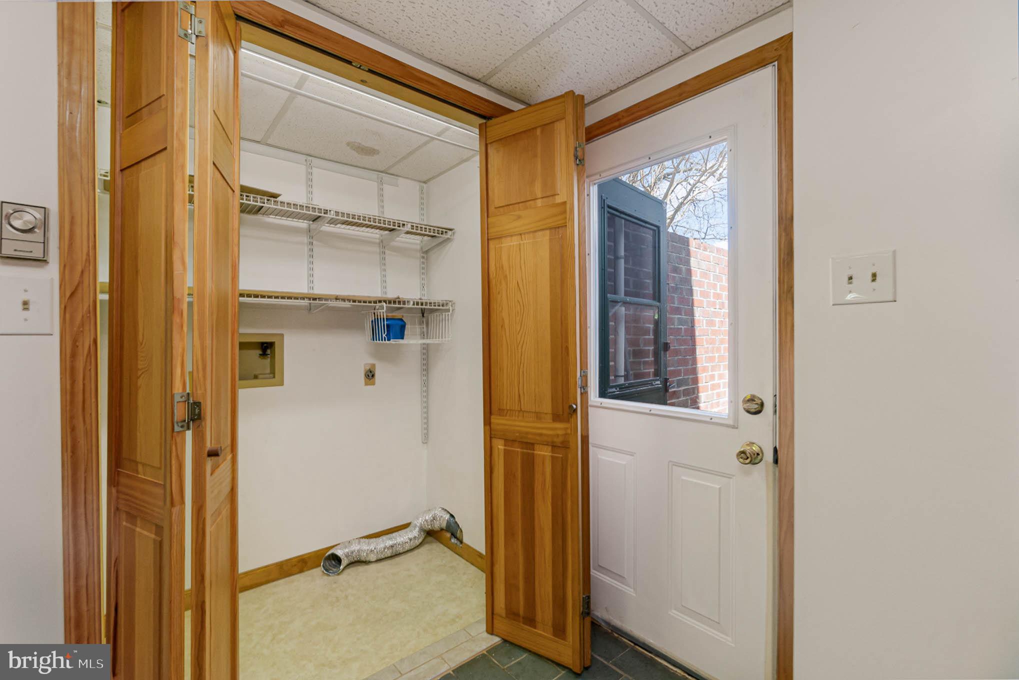 REGULARS - Residential