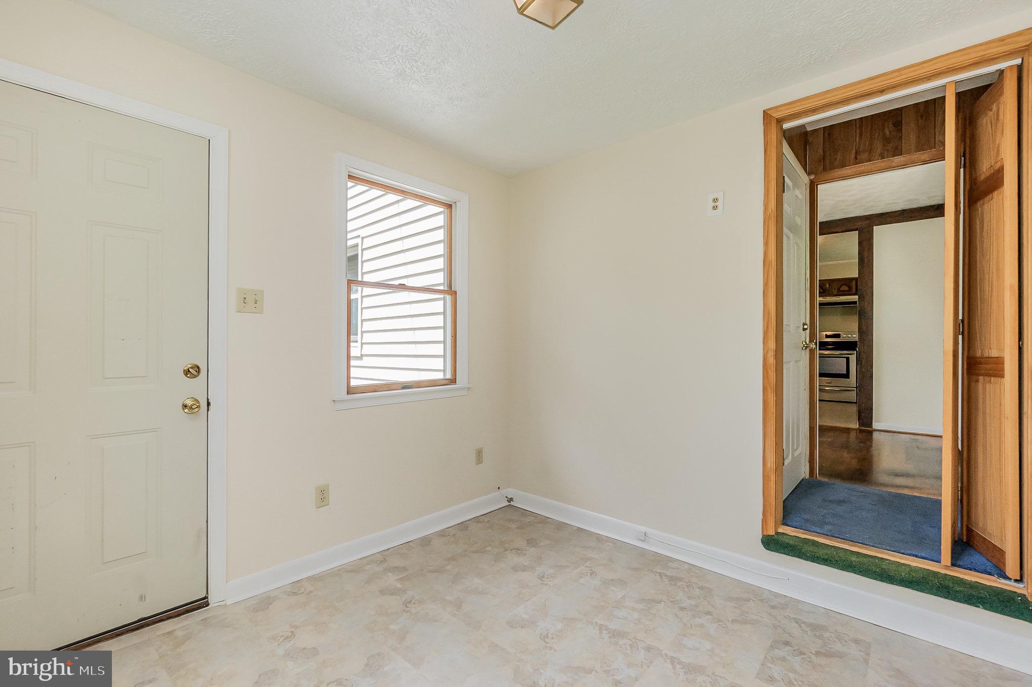 REGULARS - Residential