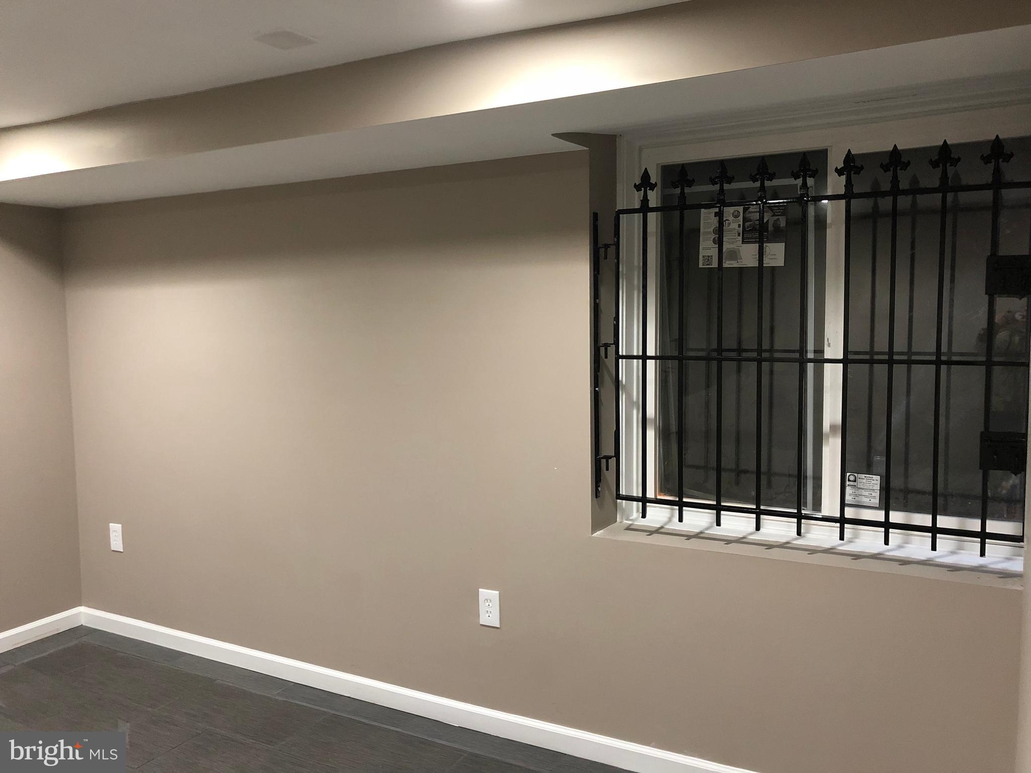 TEMPLE UNIVERSITY - Residential Lease