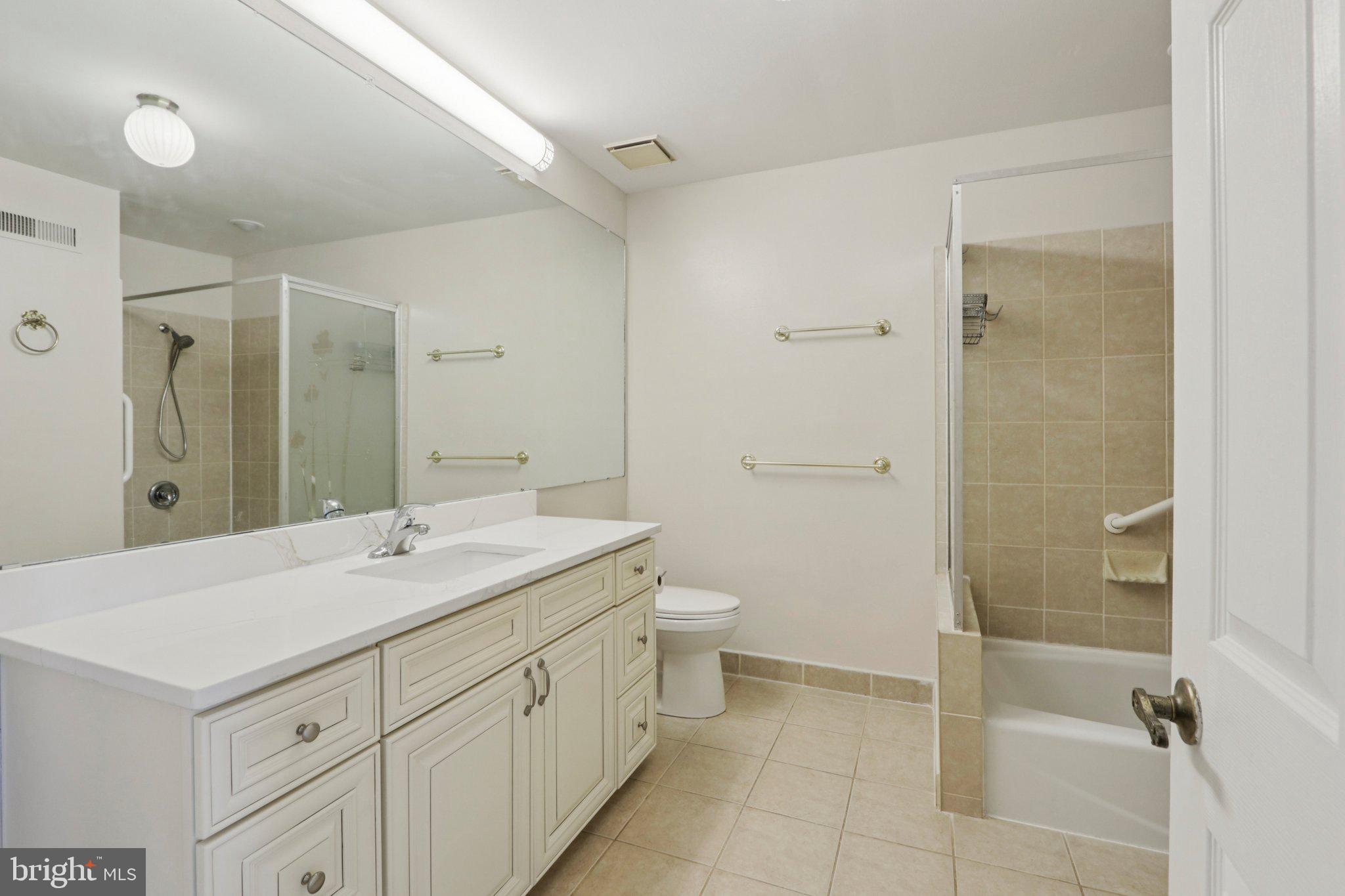 HEADLEY TRACE - Residential