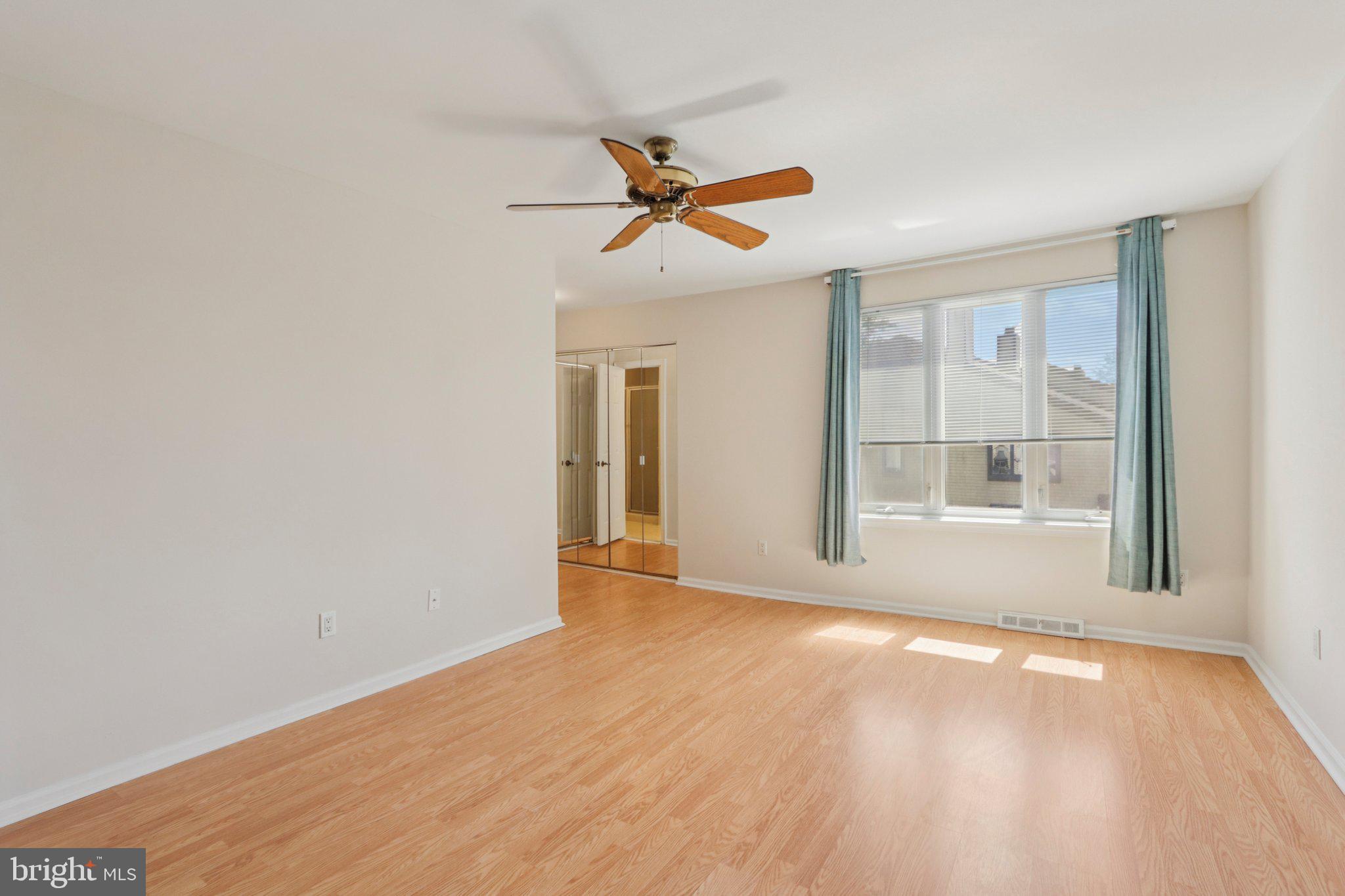 HEADLEY TRACE - Residential