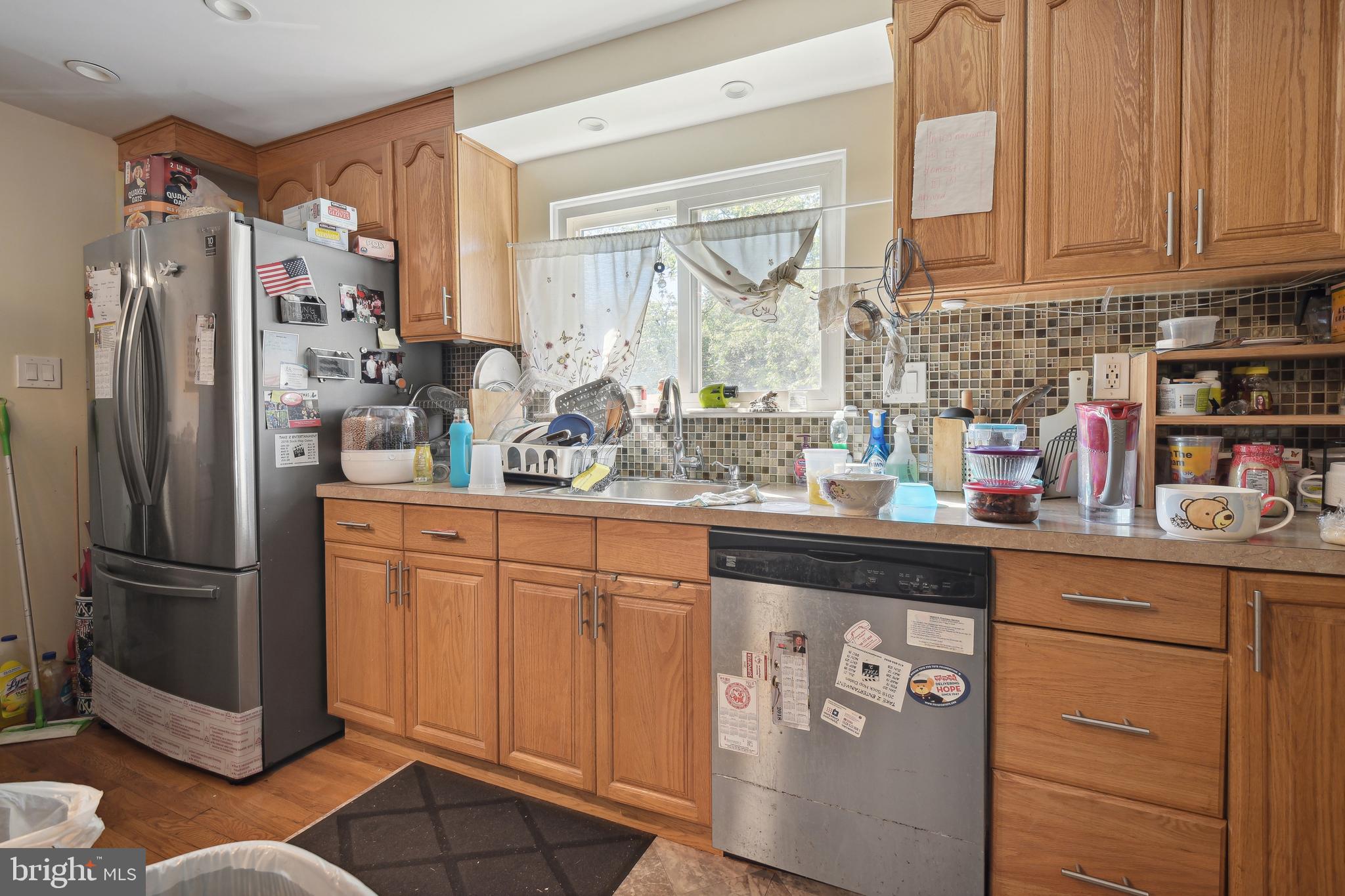 ENGLISH MANOR - Residential