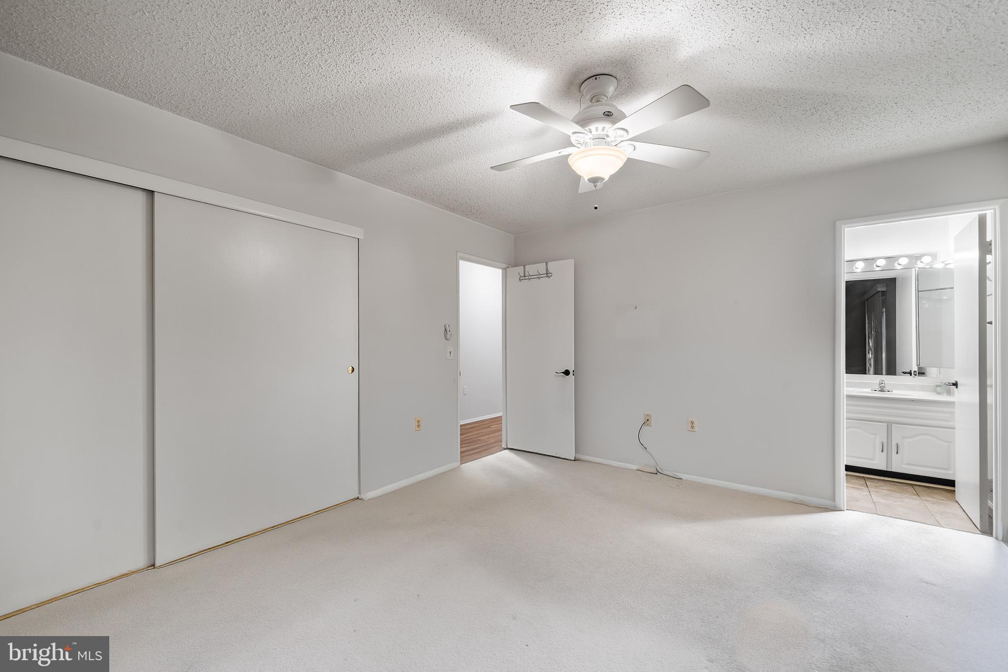 LEISURE WORLD - Residential