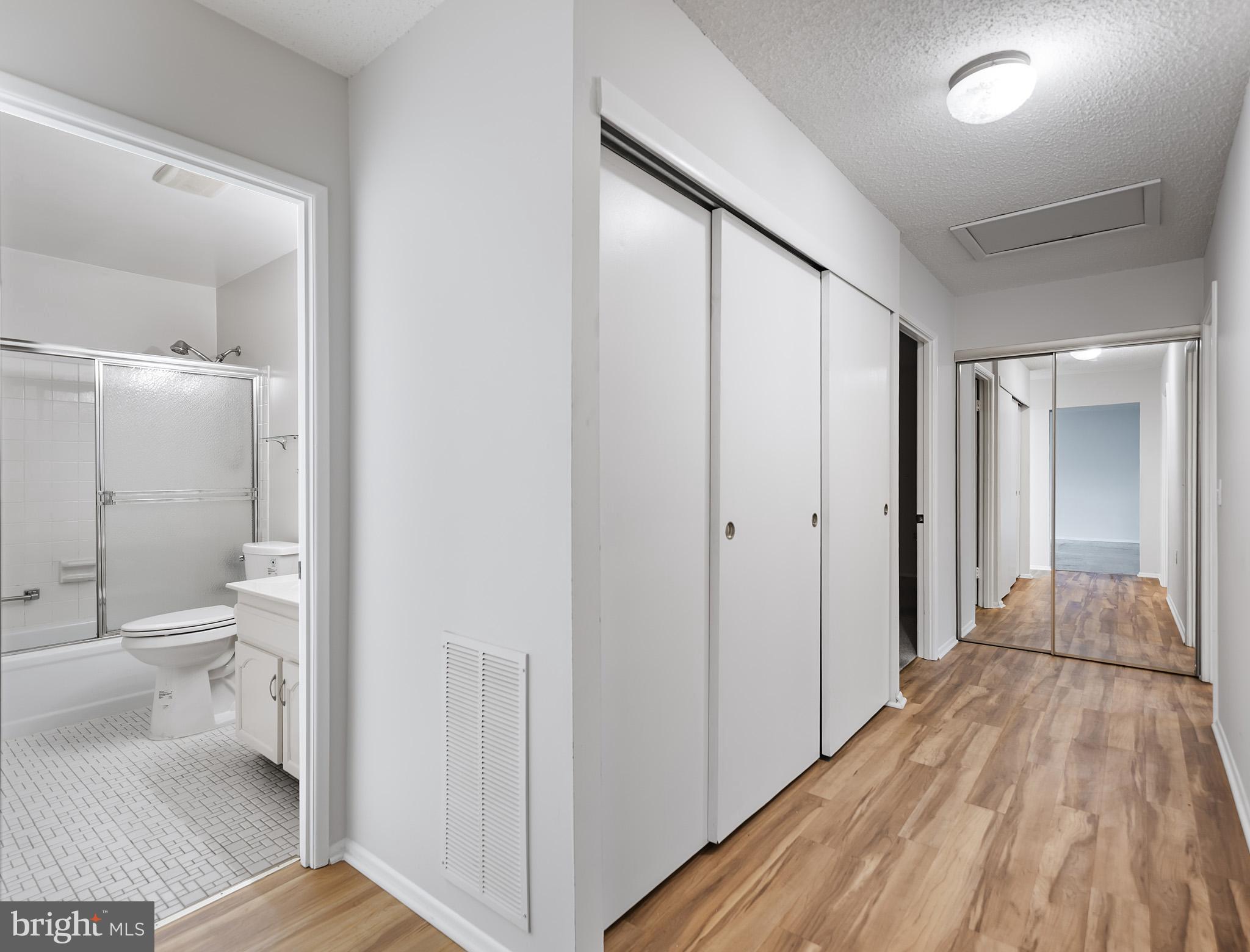 LEISURE WORLD - Residential