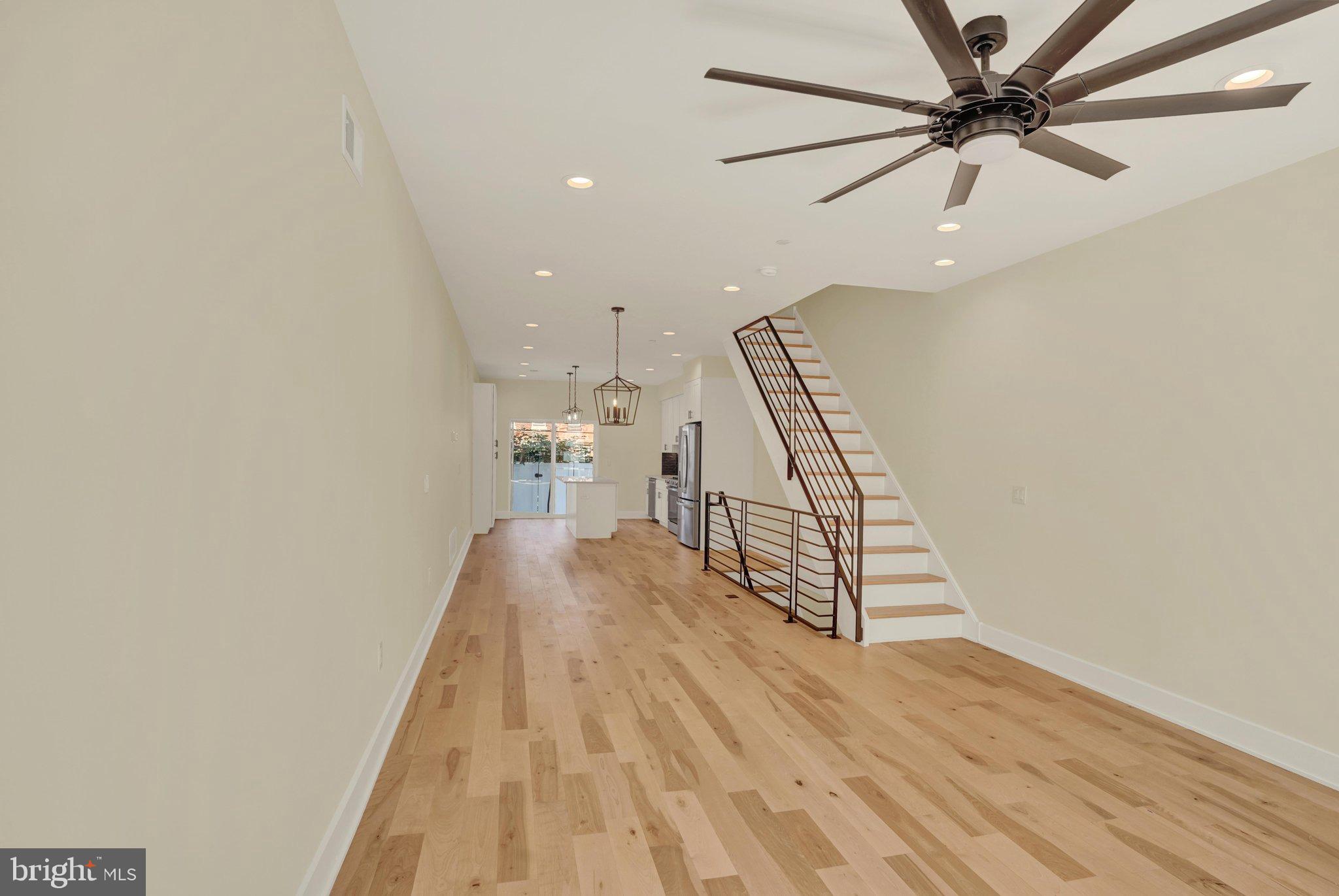 2621 REED STREET