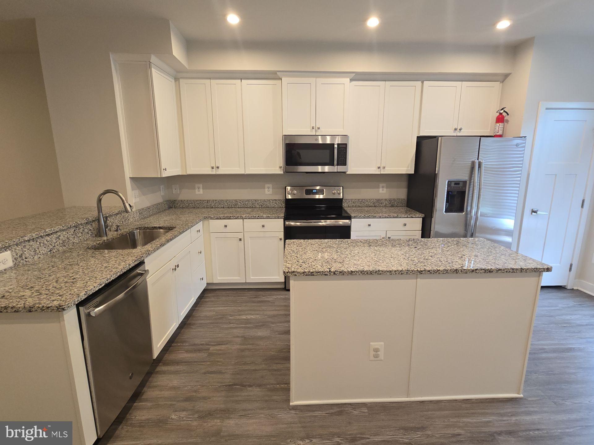 GREENBELT - Residential Lease