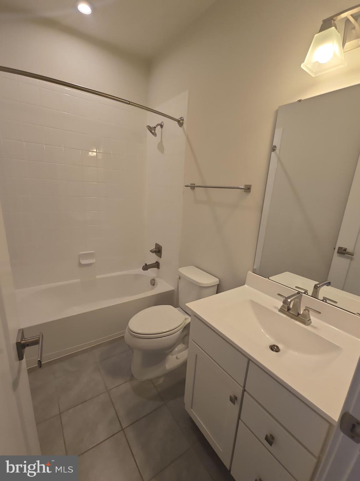 GREENBELT - Residential Lease