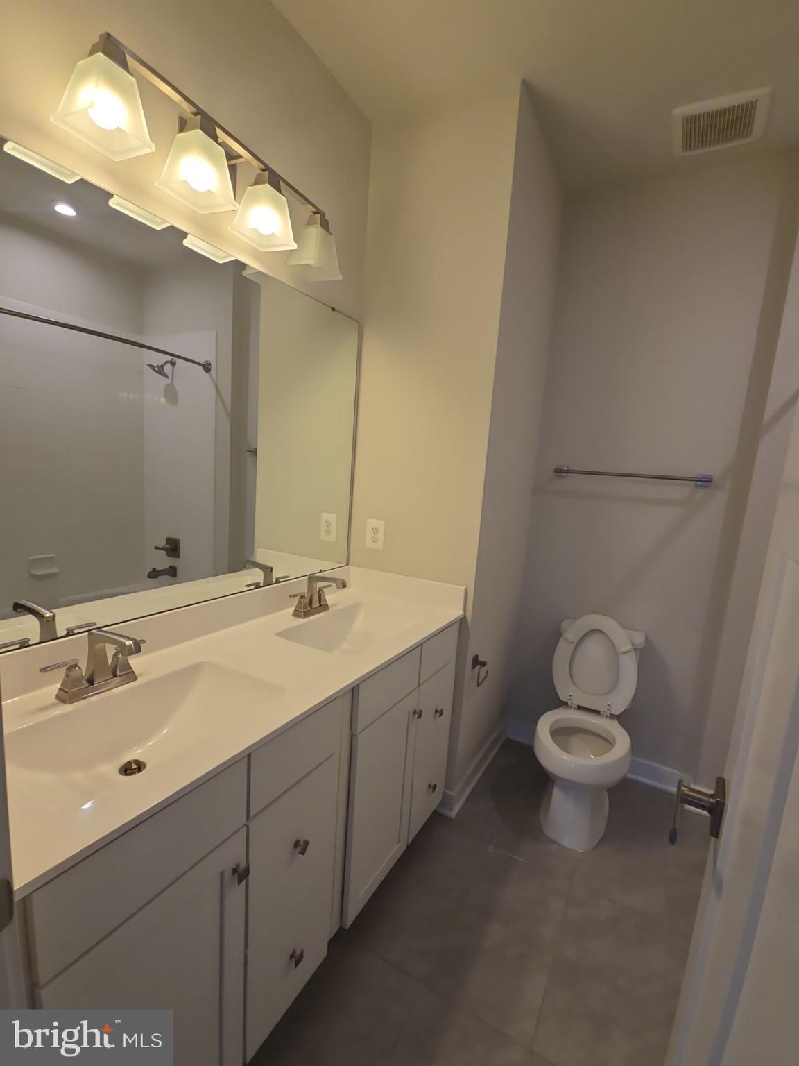 GREENBELT - Residential Lease