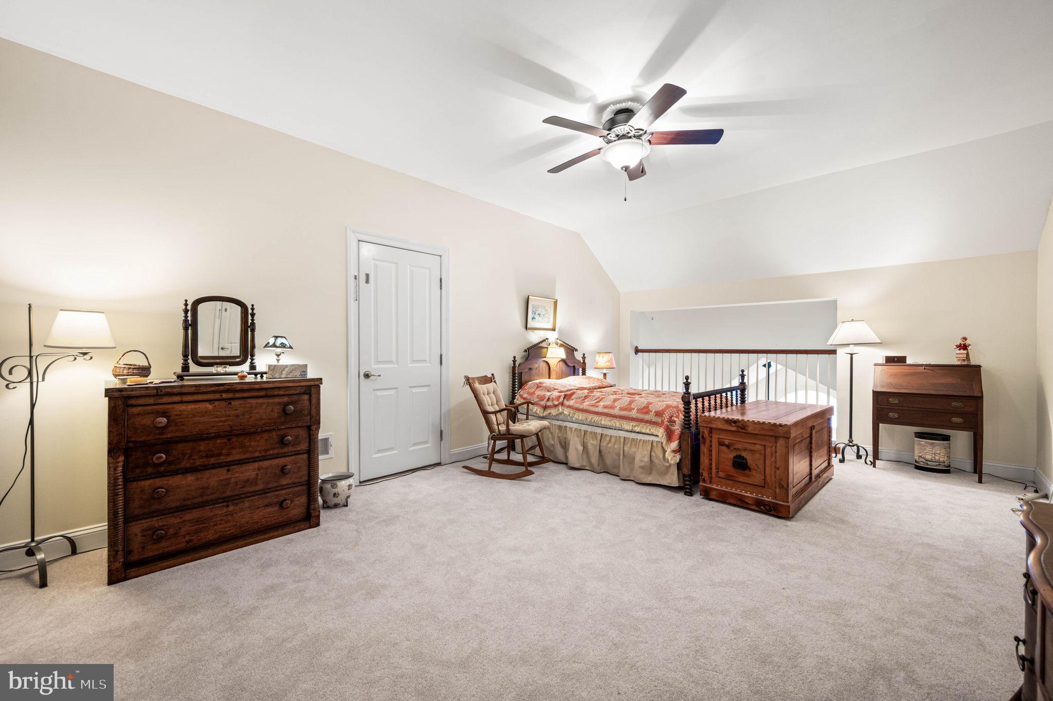 COLDSTREAM CROSSING - Residential