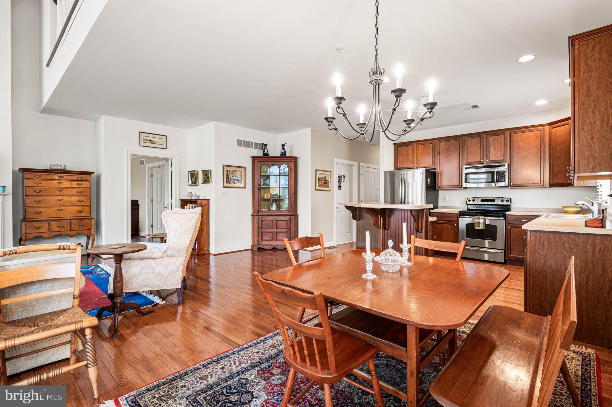 COLDSTREAM CROSSING - Residential