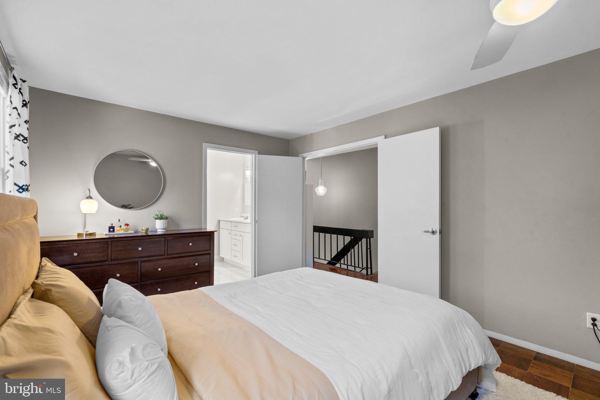 VILLAGE OF OAKLAND MILLS - Residential