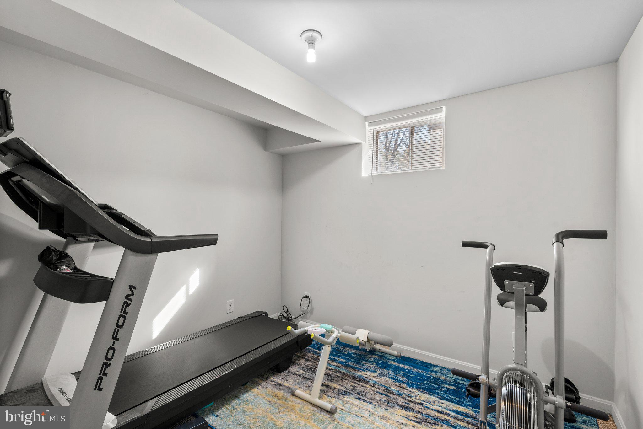 VILLAGE OF OAKLAND MILLS - Residential