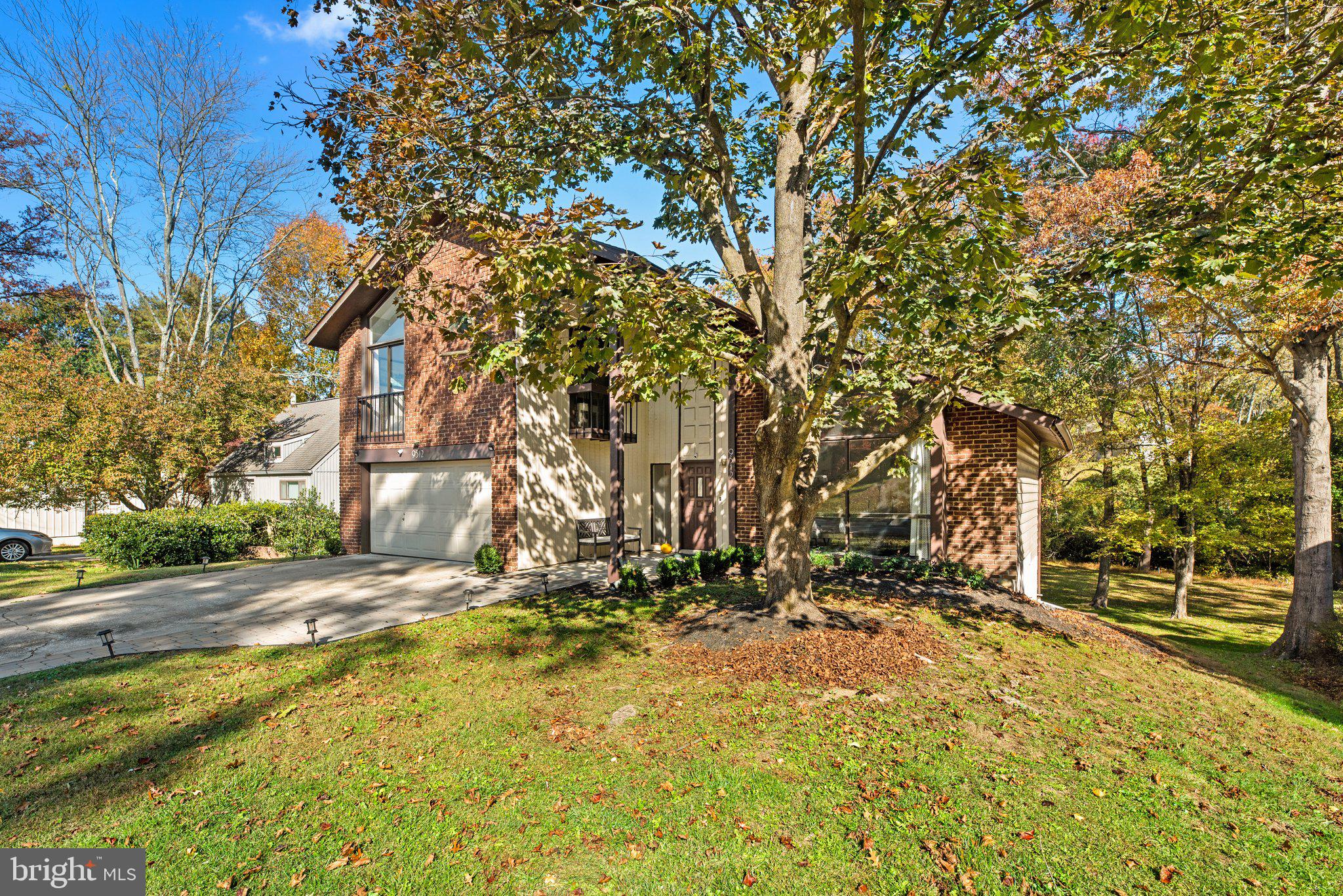 VILLAGE OF OAKLAND MILLS - Residential