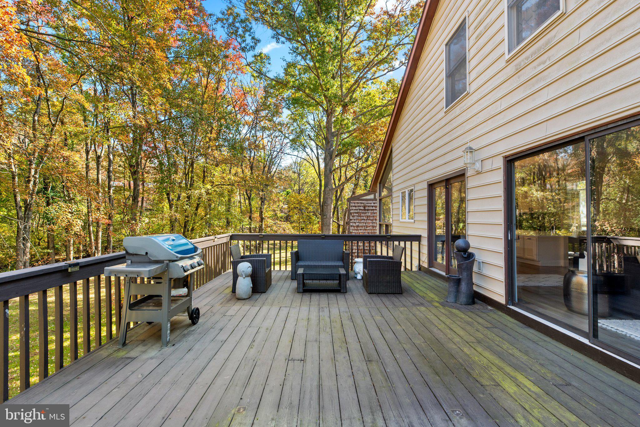 VILLAGE OF OAKLAND MILLS - Residential