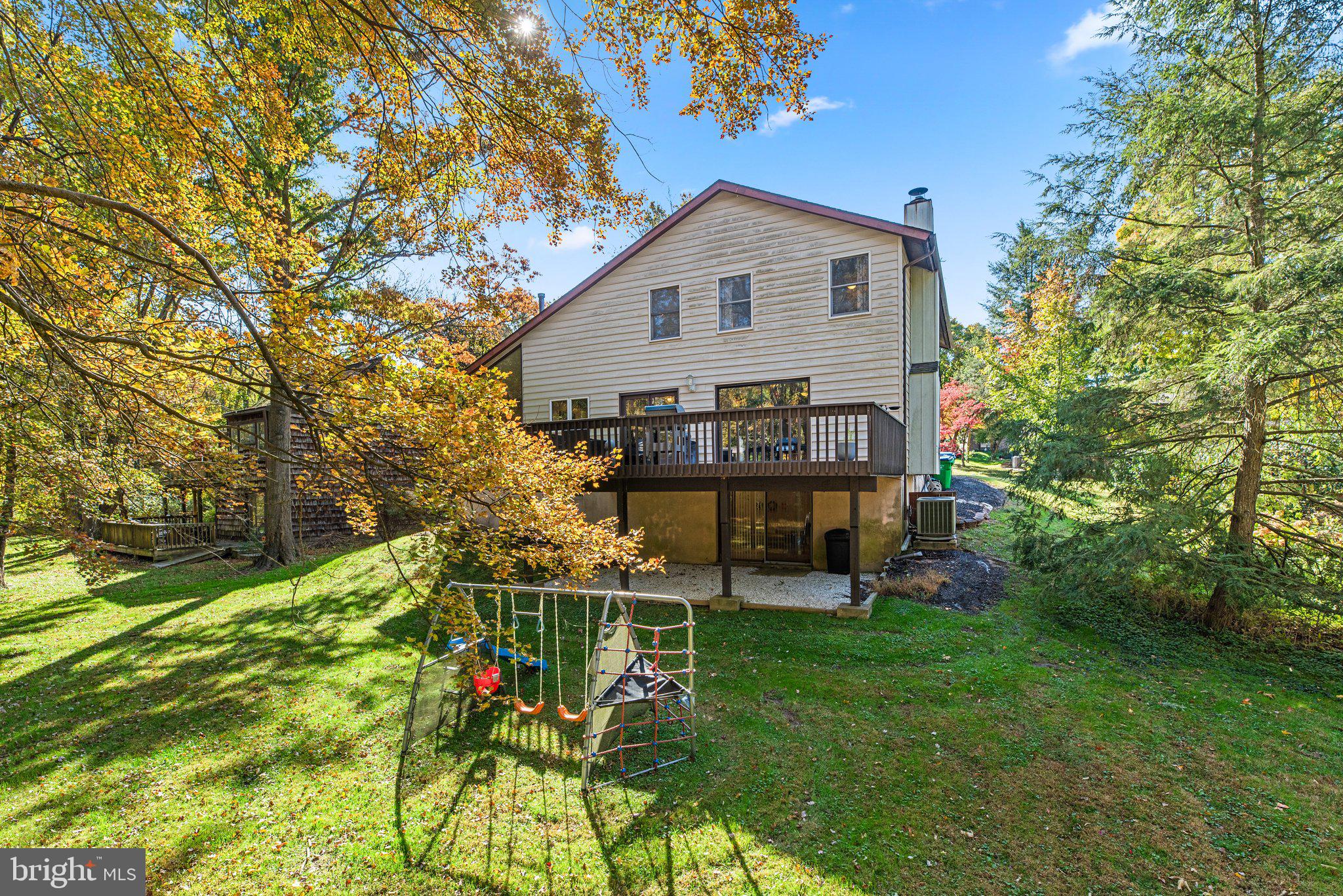 VILLAGE OF OAKLAND MILLS - Residential