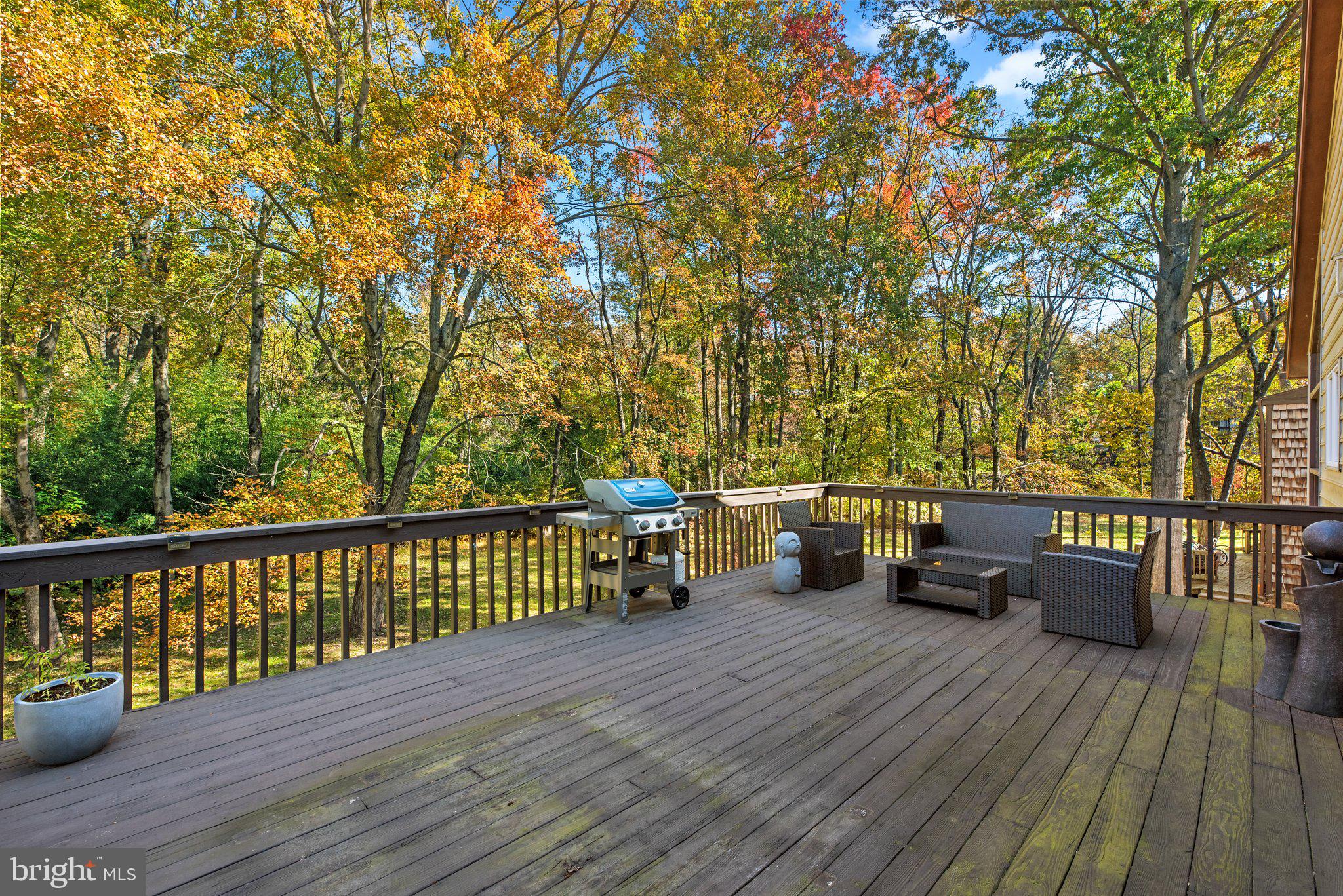 VILLAGE OF OAKLAND MILLS - Residential