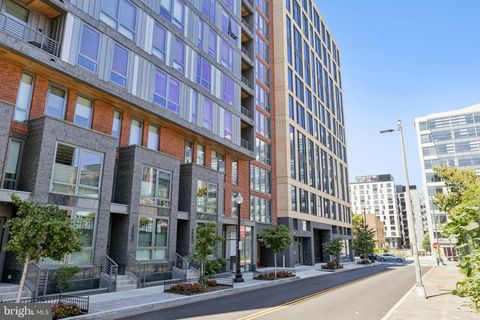 1211 VAN STREET SE 1003 WASHINGTON DC 20003