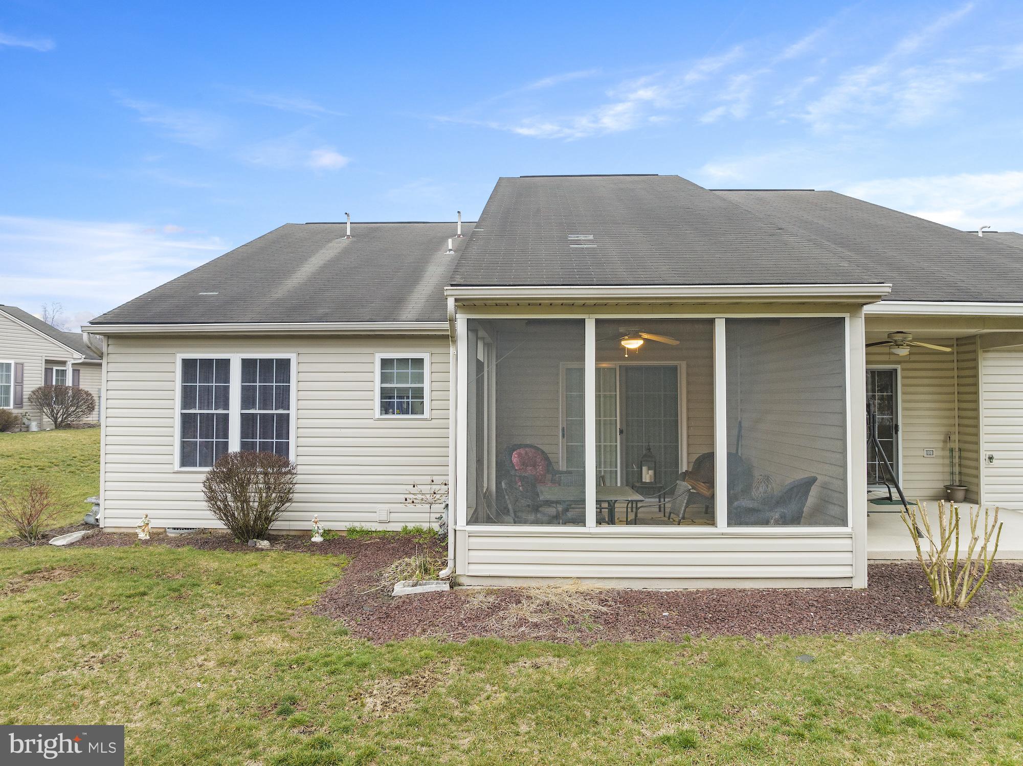 GOLDEN VILLAS - Residential