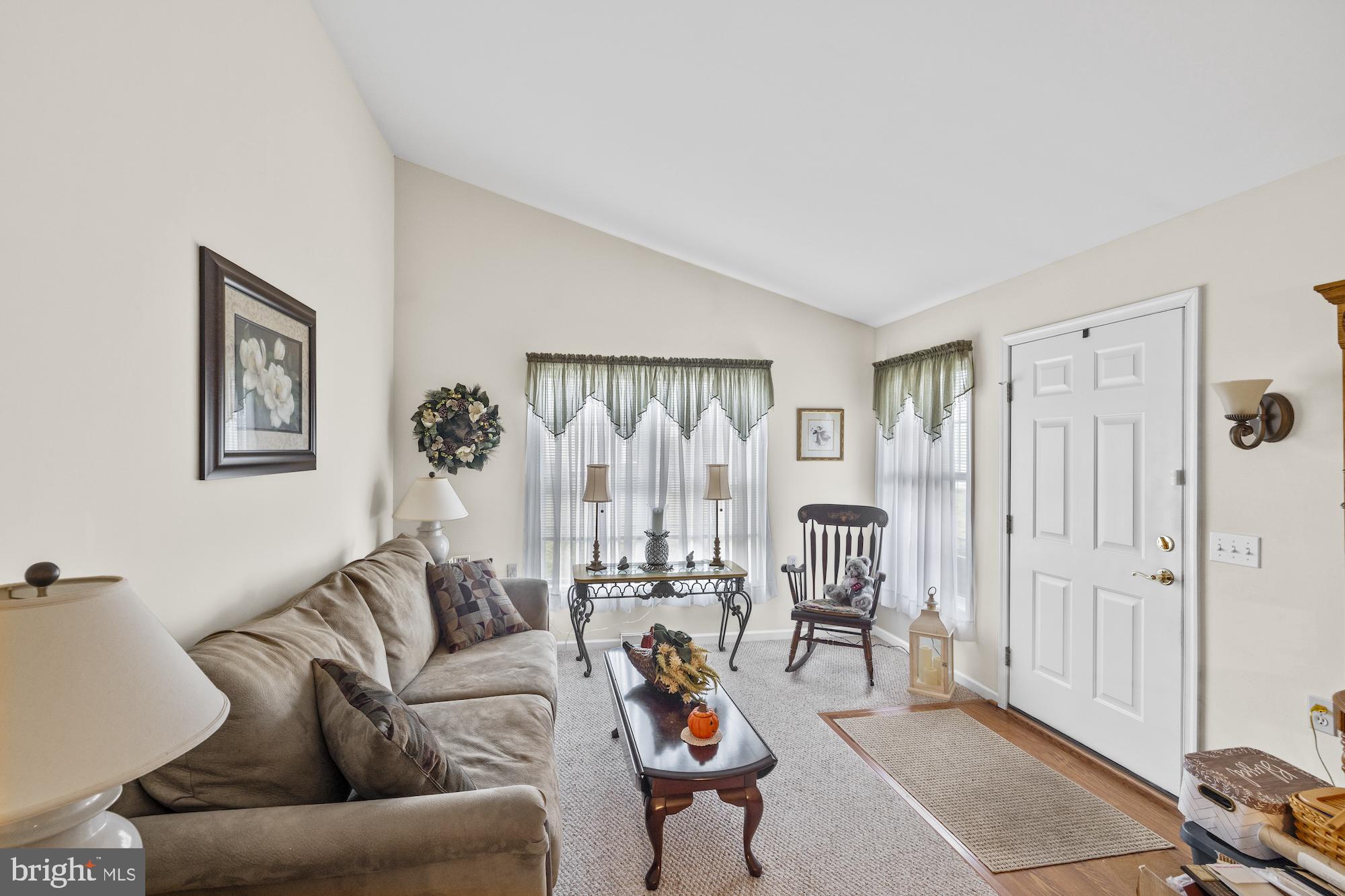 GOLDEN VILLAS - Residential