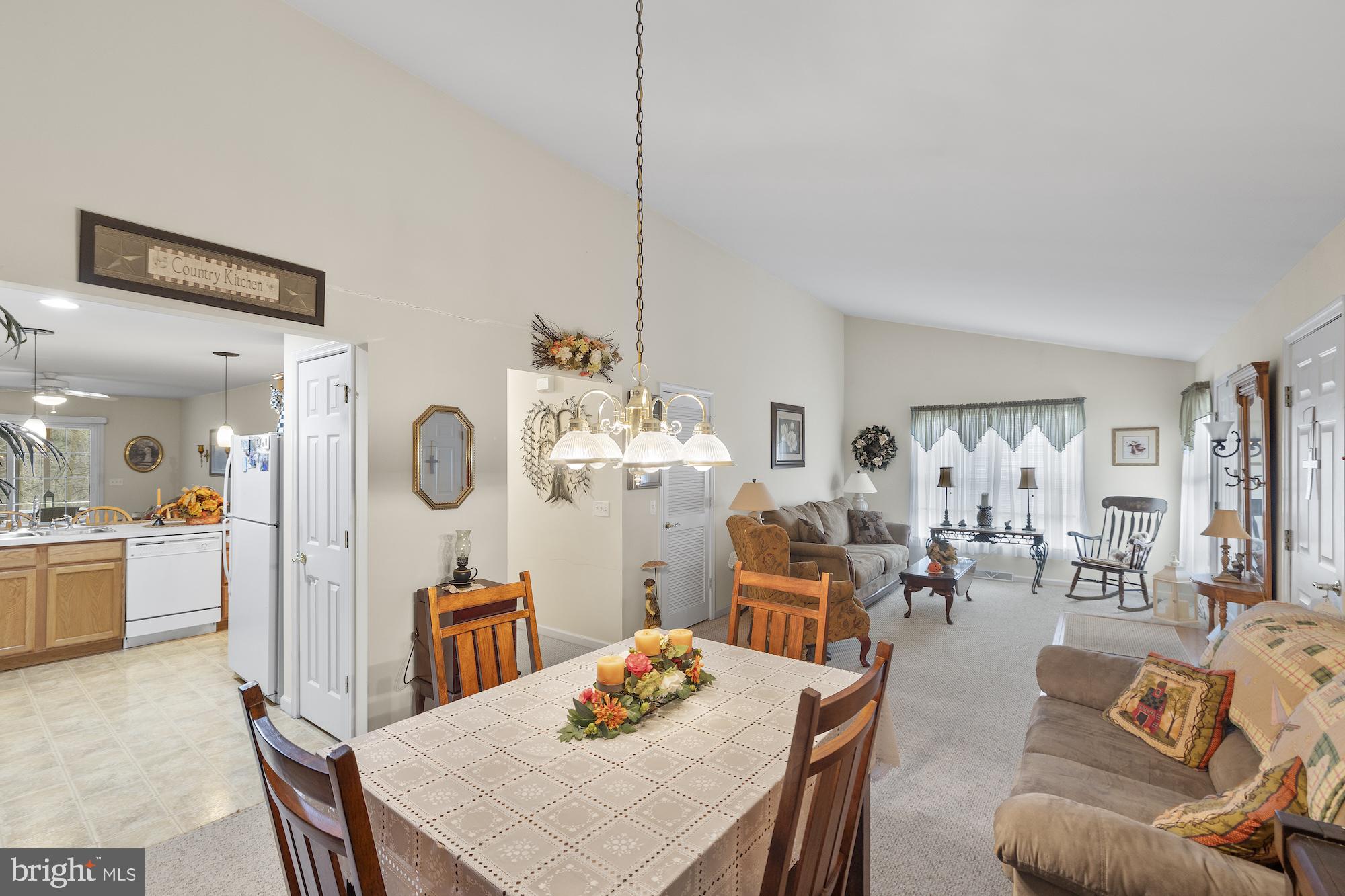 GOLDEN VILLAS - Residential