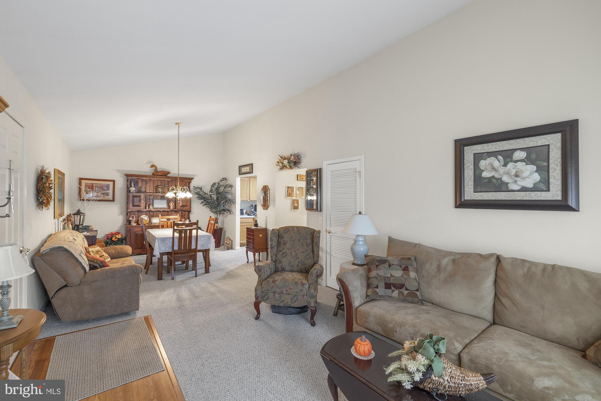 GOLDEN VILLAS - Residential