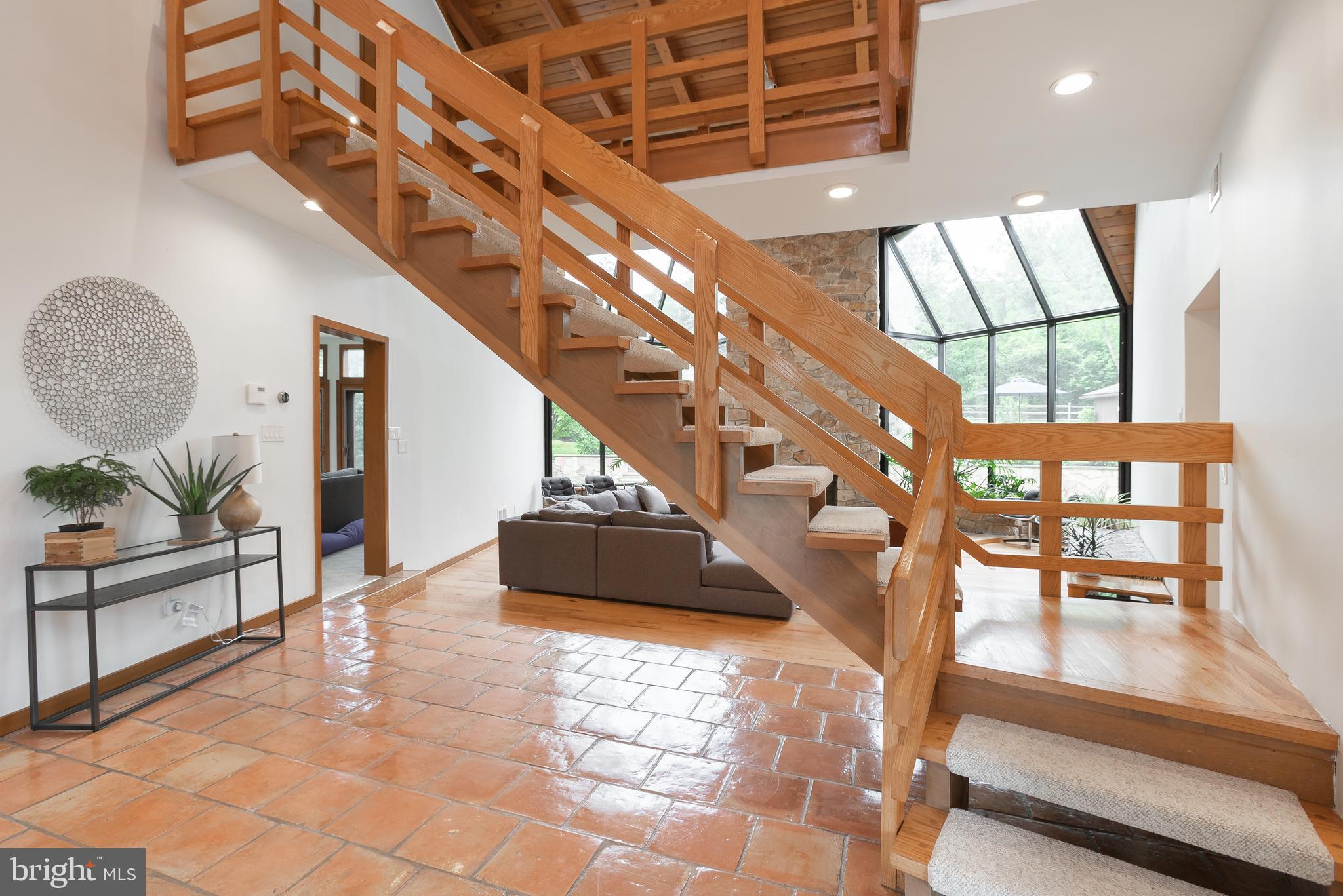 MEADOW BROOK - Residential