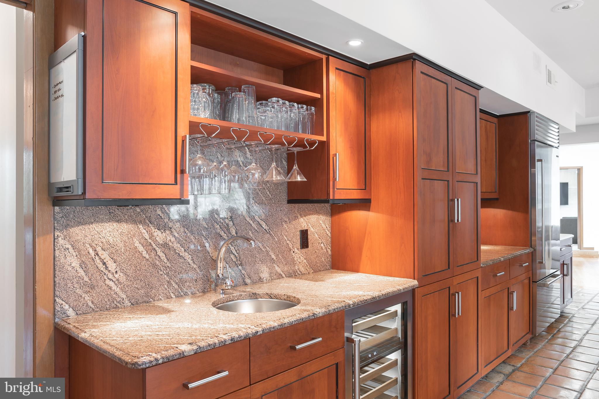 MEADOW BROOK - Residential