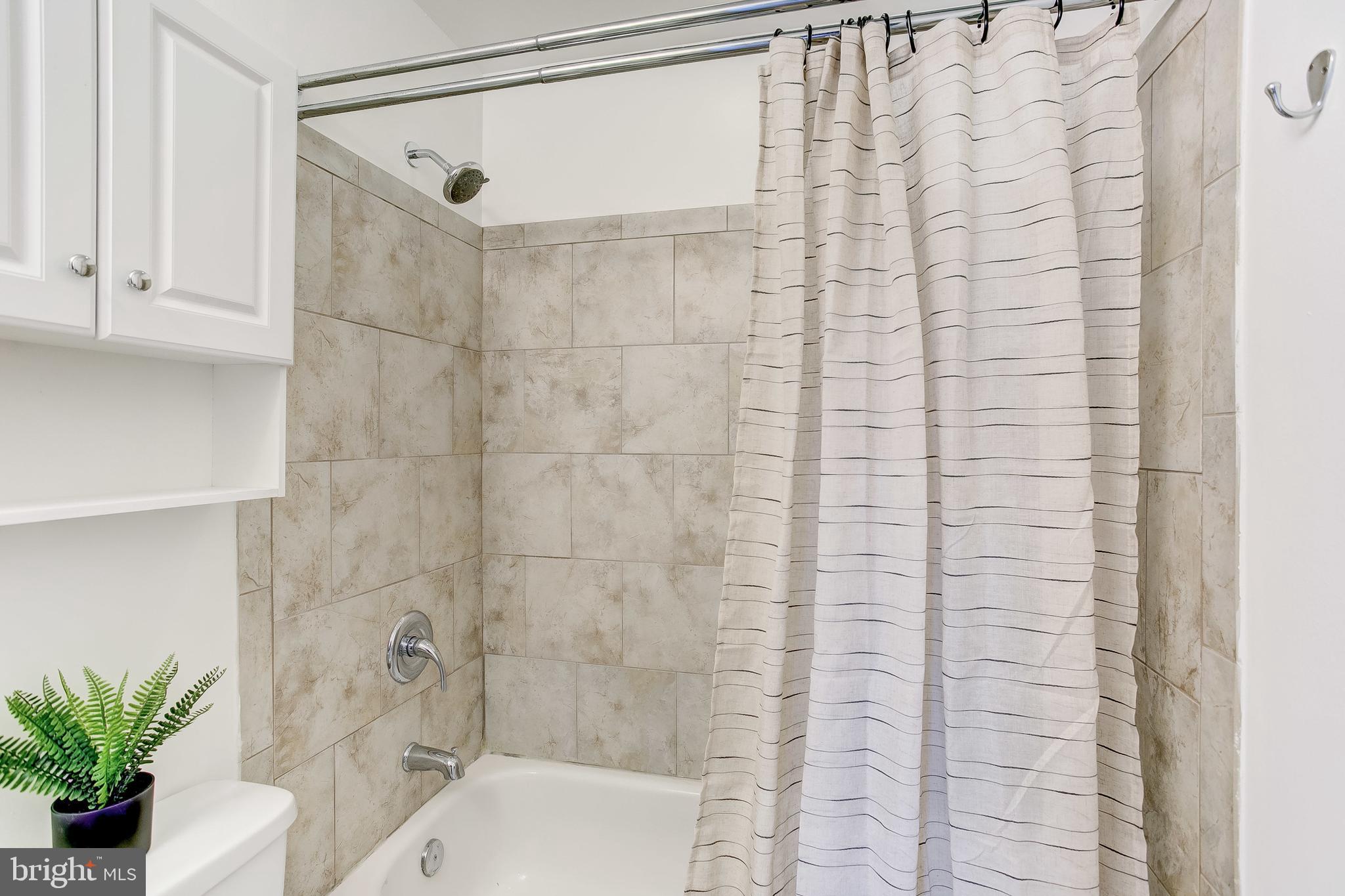 HIGHLANDTOWN - Residential