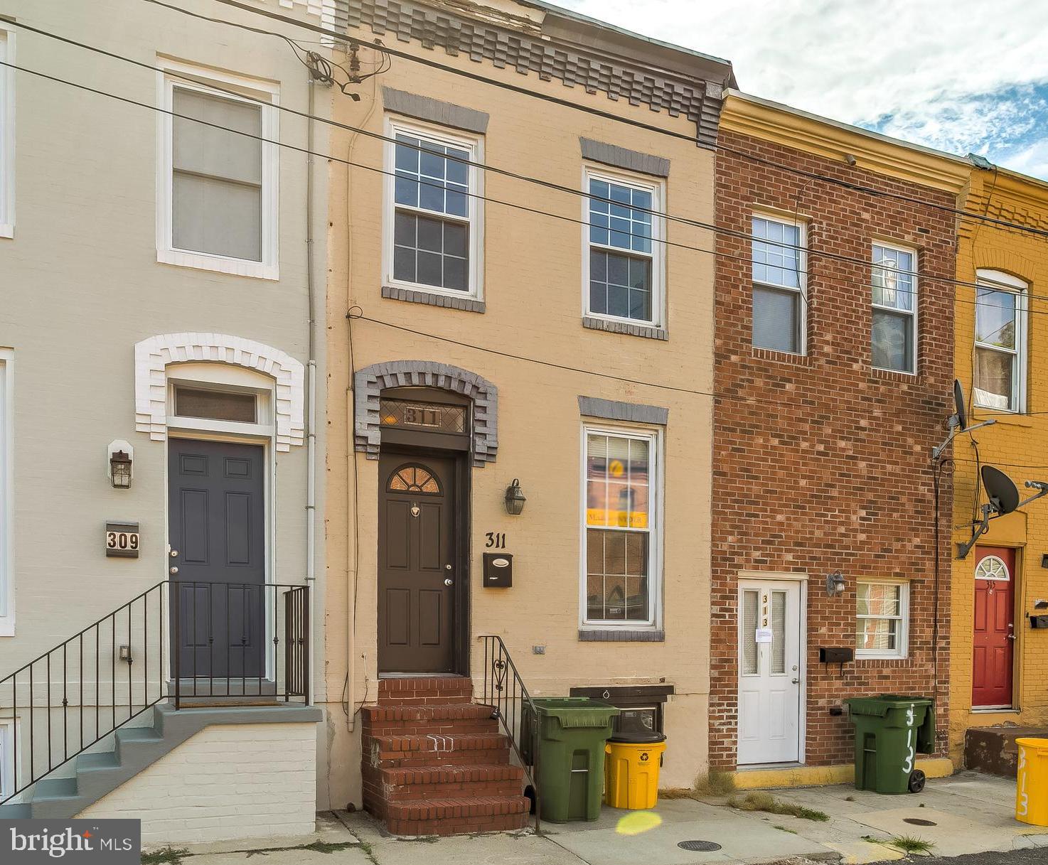 HIGHLANDTOWN - Residential