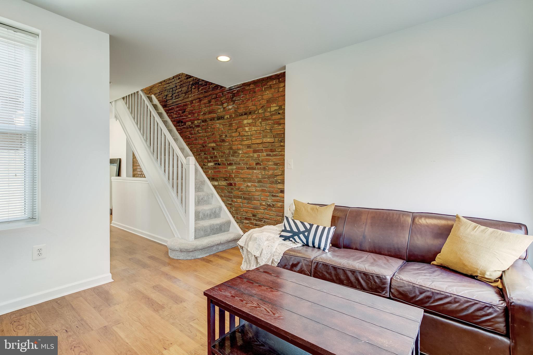 HIGHLANDTOWN - Residential