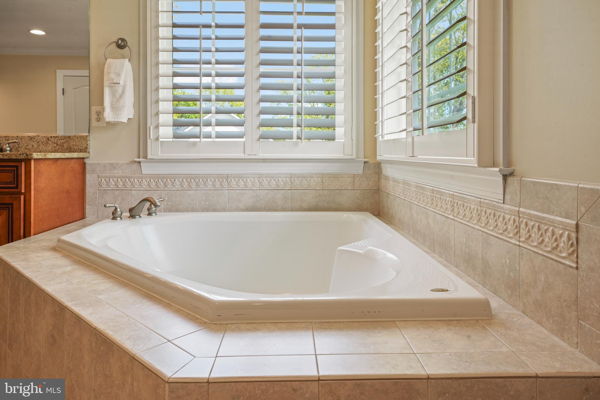 DEVON PARK - Residential