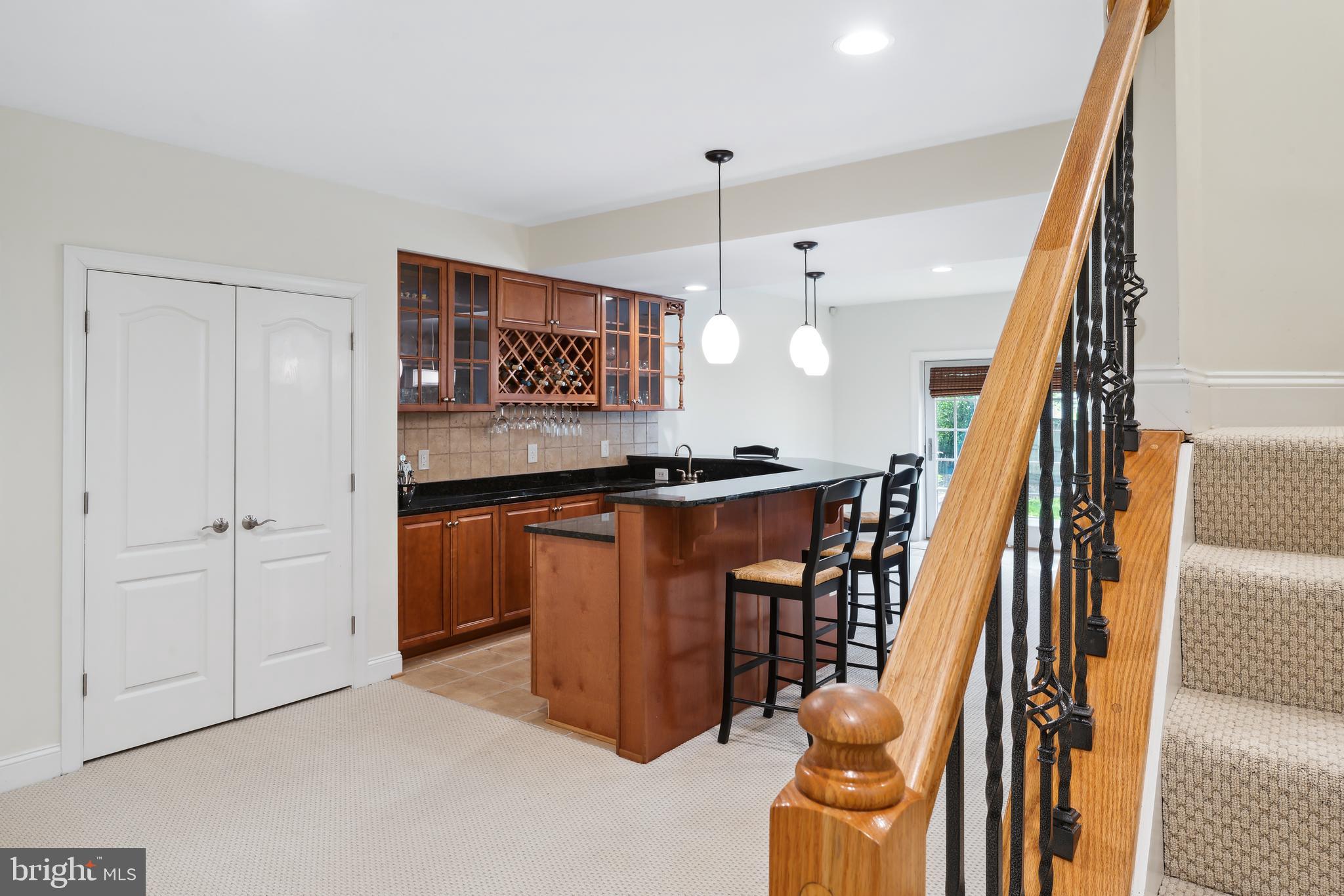 DEVON PARK - Residential