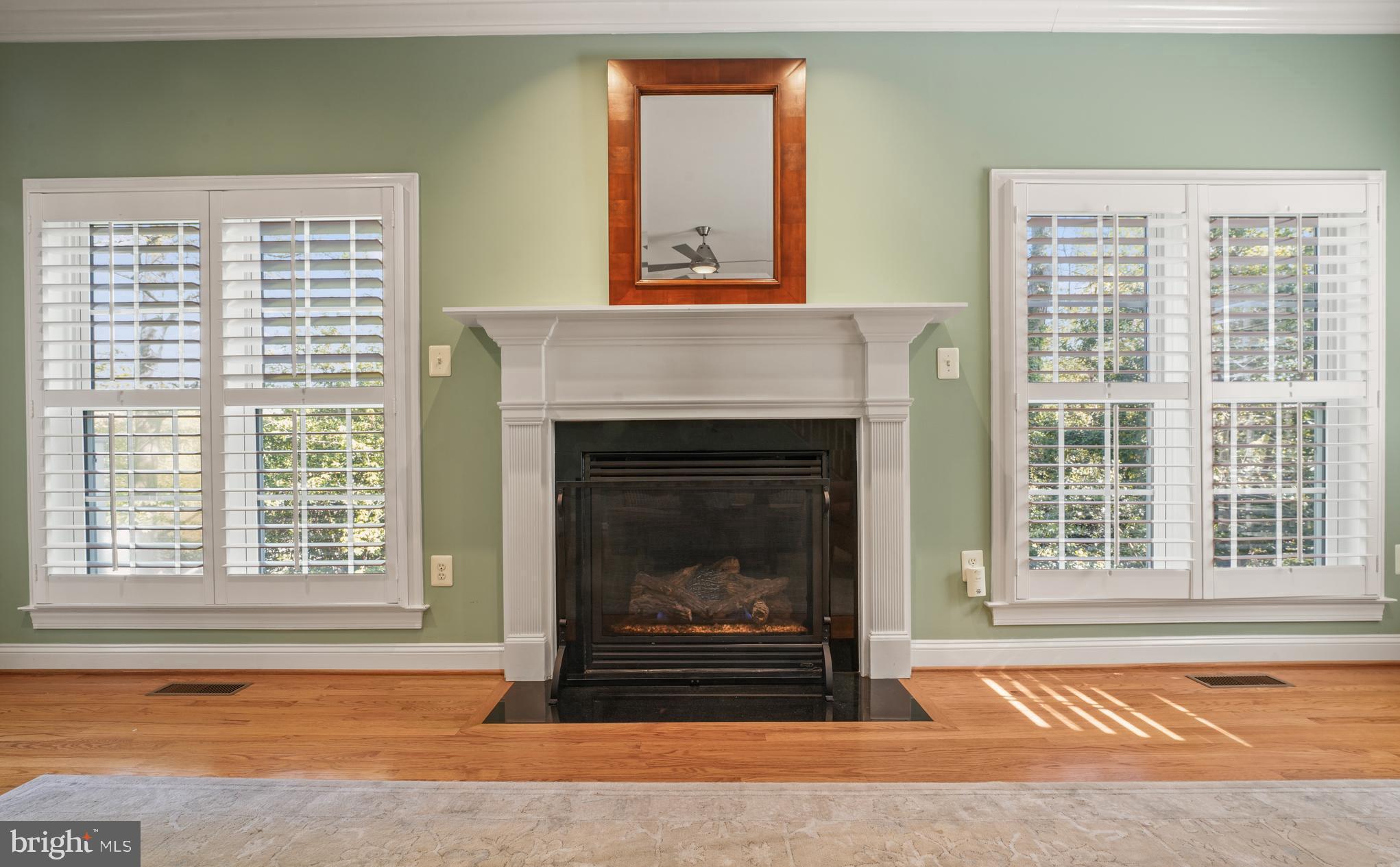 DEVON PARK - Residential