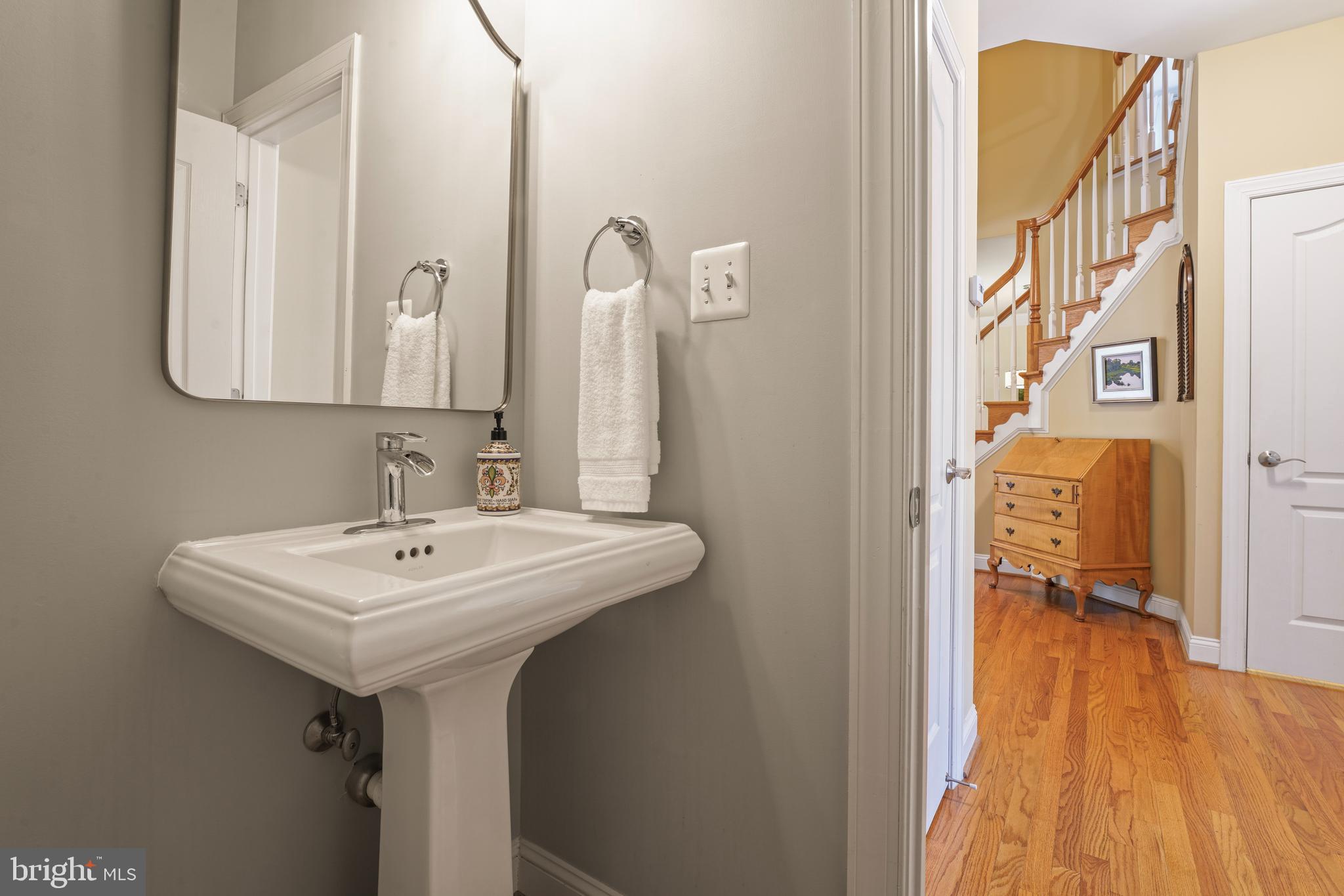 DEVON PARK - Residential