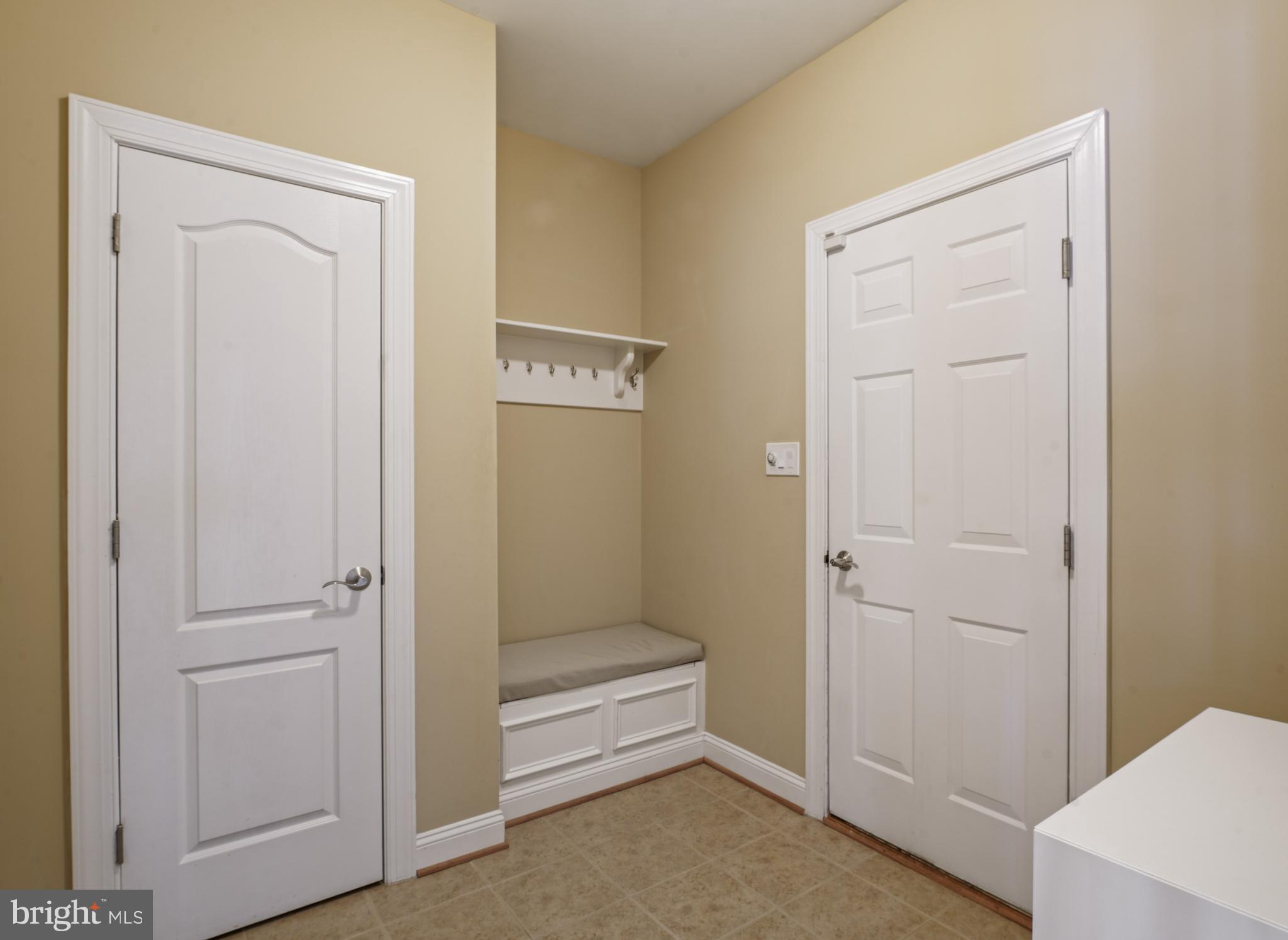 DEVON PARK - Residential