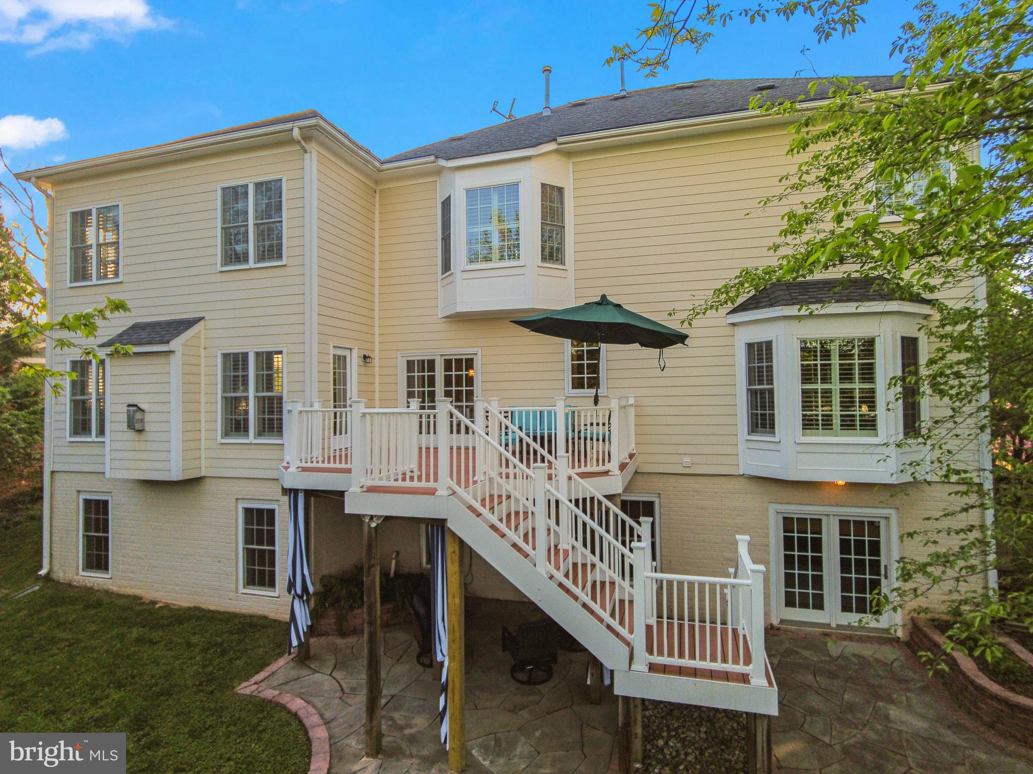 DEVON PARK - Residential