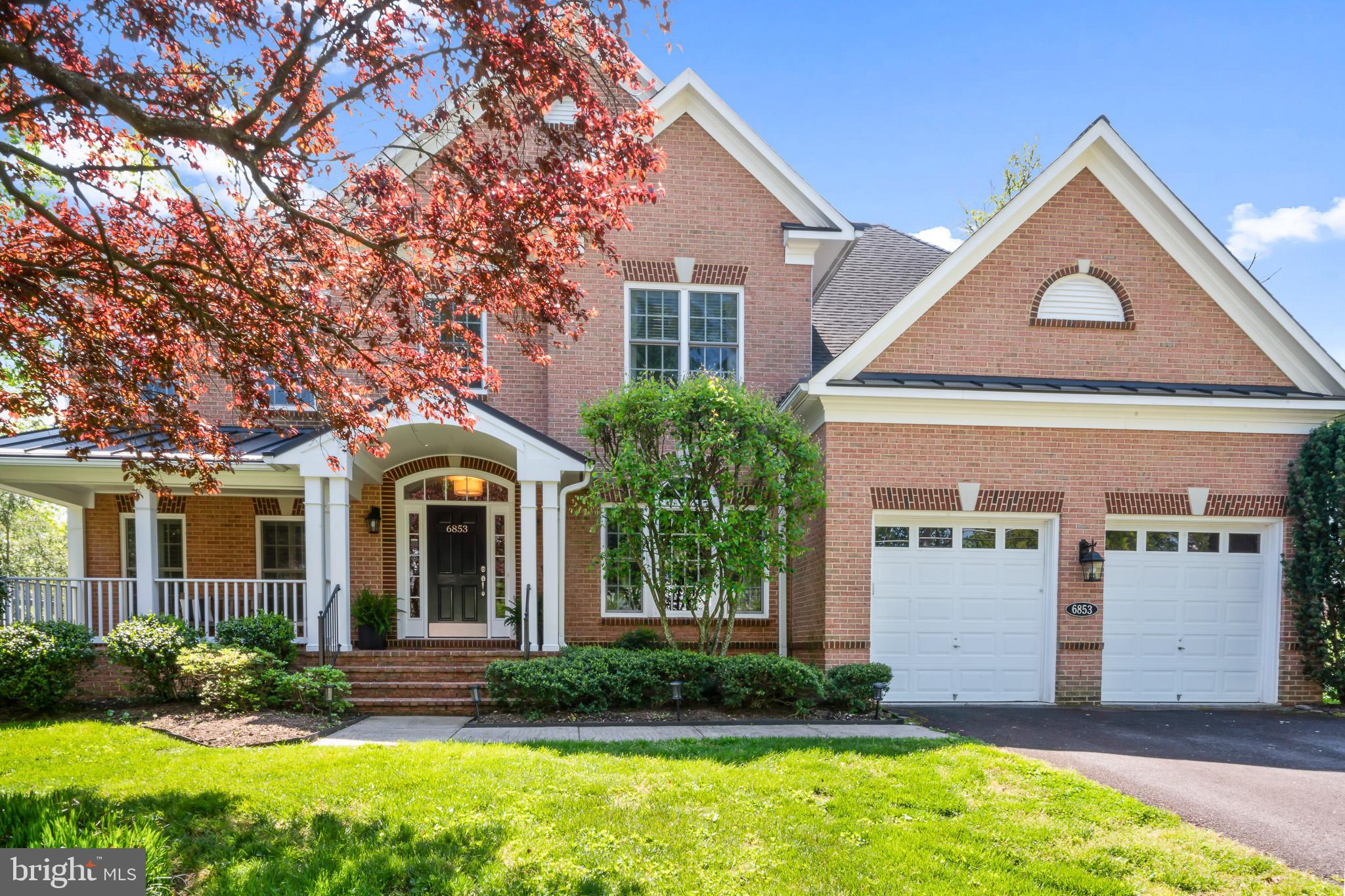 DEVON PARK - Residential