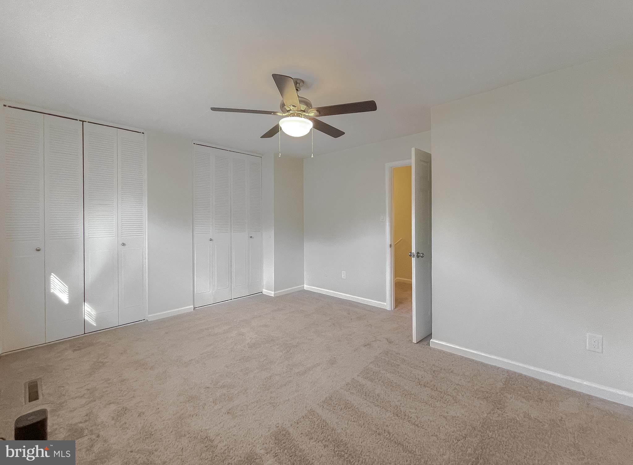 OAK MANOR TWN HSE CONDO - Residential Lease