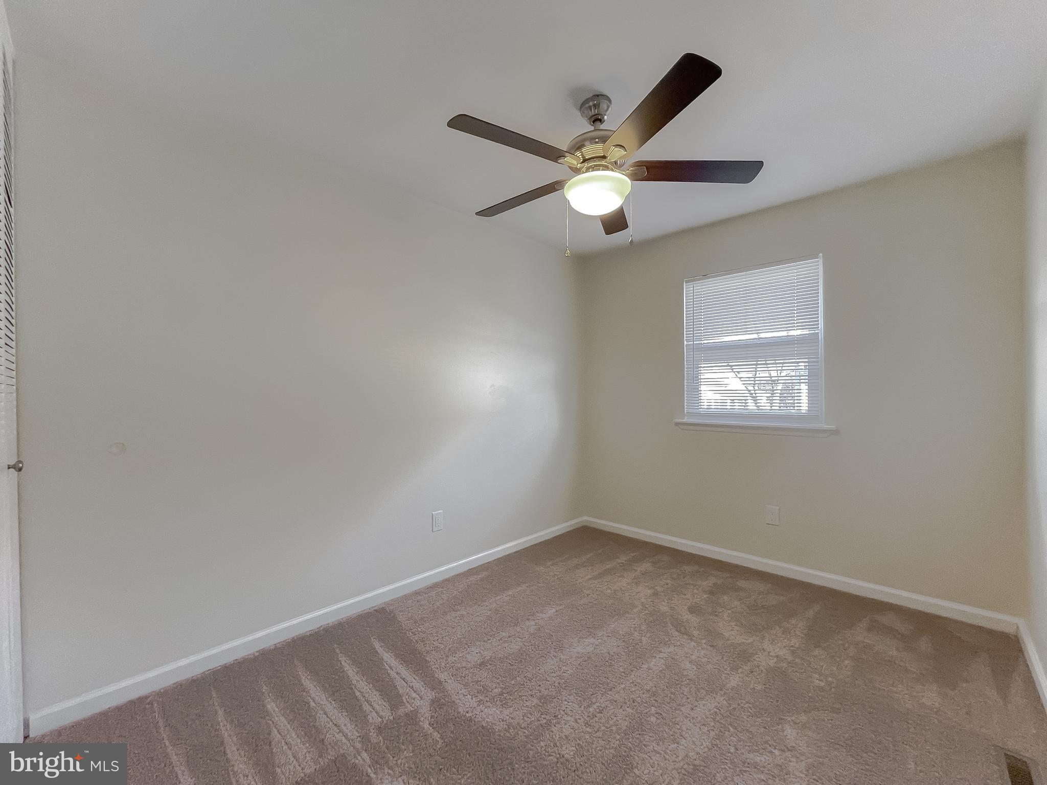 OAK MANOR TWN HSE CONDO - Residential Lease