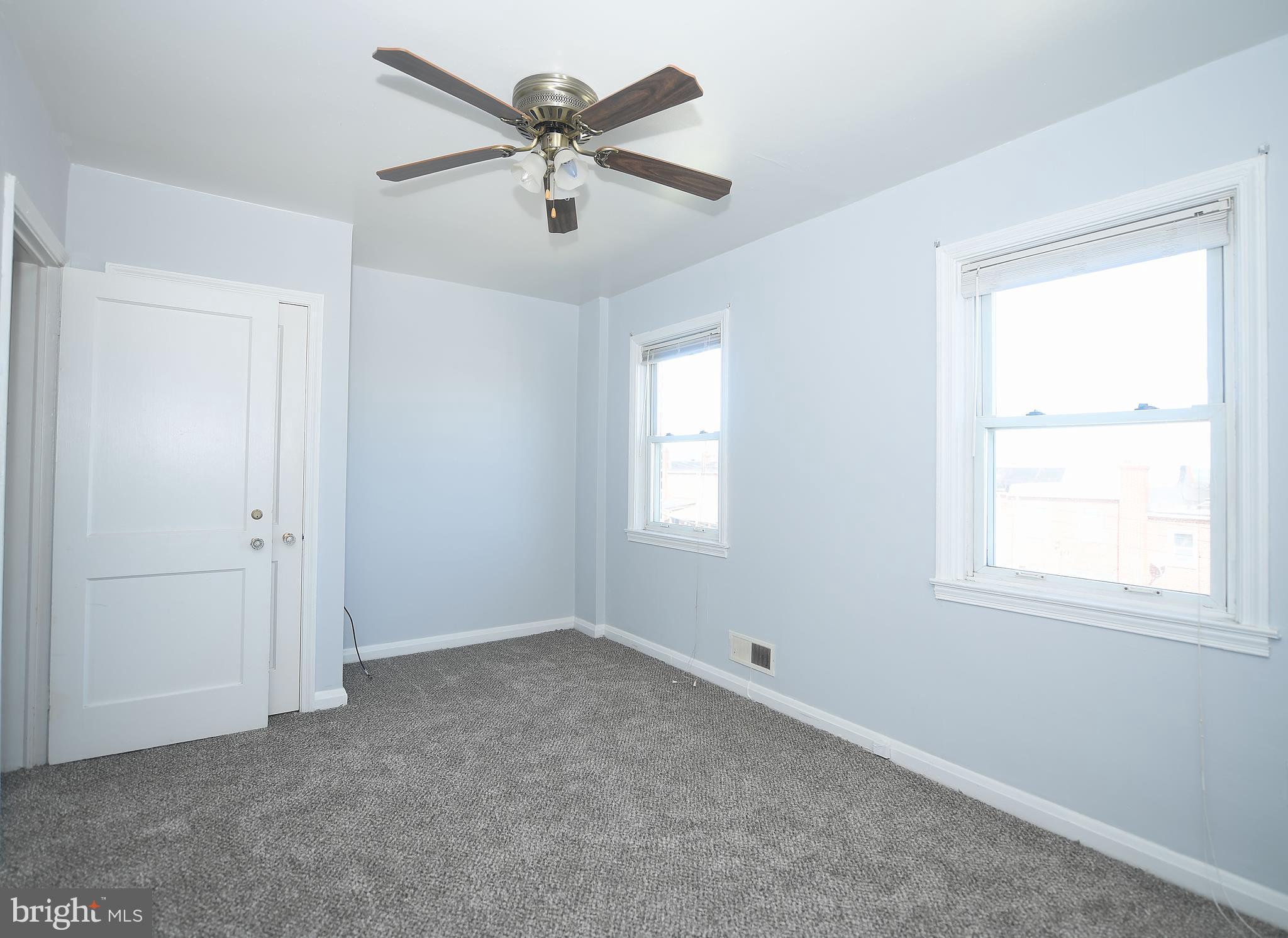 EASTWOOD - Residential